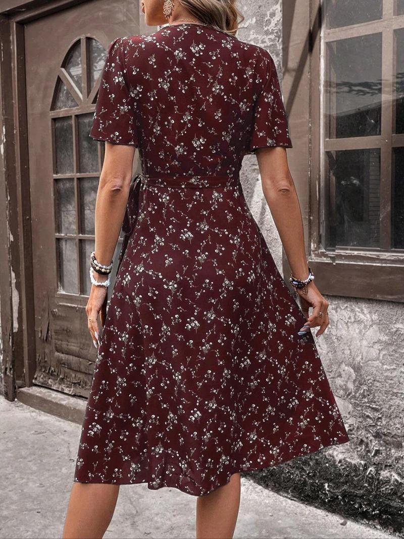 Women's Ditsy Floral Print Tie Side Wrap V Neck A Line Dress, Boho Fashion Butterfly Sleeve Midi Dress for Daily Holiday Vacation Wear, Ladies Dress for Summer