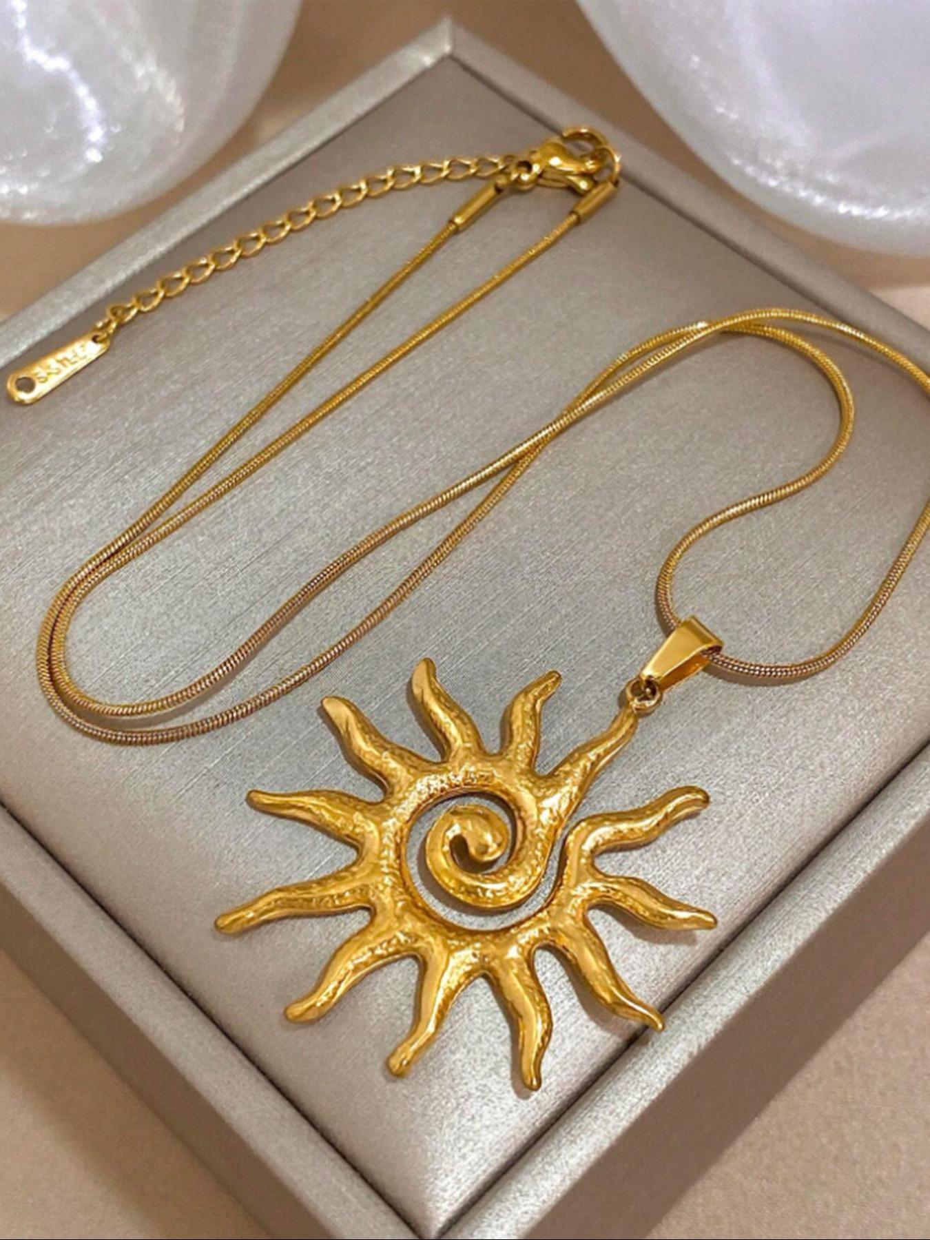 Vintage Sun Totem Pendant Necklace for Women, Stainless Steel Chain Necklace, Charm Necklaces, Fashion Jewelry for Party, Daily Decor, Trendy All-match & Exquisite Jewelry for Birthday Gift, Charms Necklace