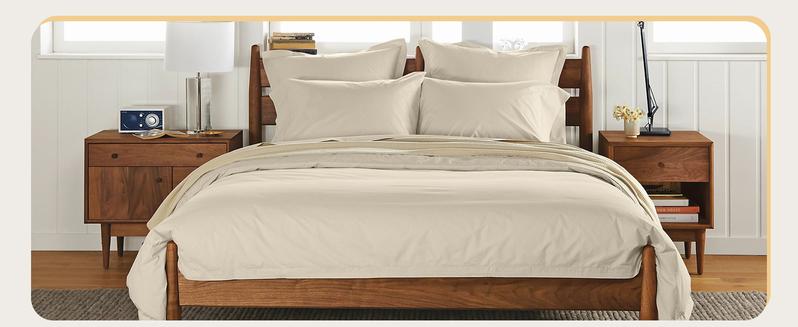 4-Queen Sheet - 1800 Thread Count Microfiber Bed Sheets - Super Sheet with 16" Deep Pocket - Wrinkle-Free, Fade-Resistant, Stain-Resistant, Easy Care 4-Queen Sheet - 1800 Thread Count Microfiber Bed Sheets - Super Sheet with 16" Deep Pocket - Wrinkle-Free, Fade-Resistant, Stain-Resistant, Easy Care