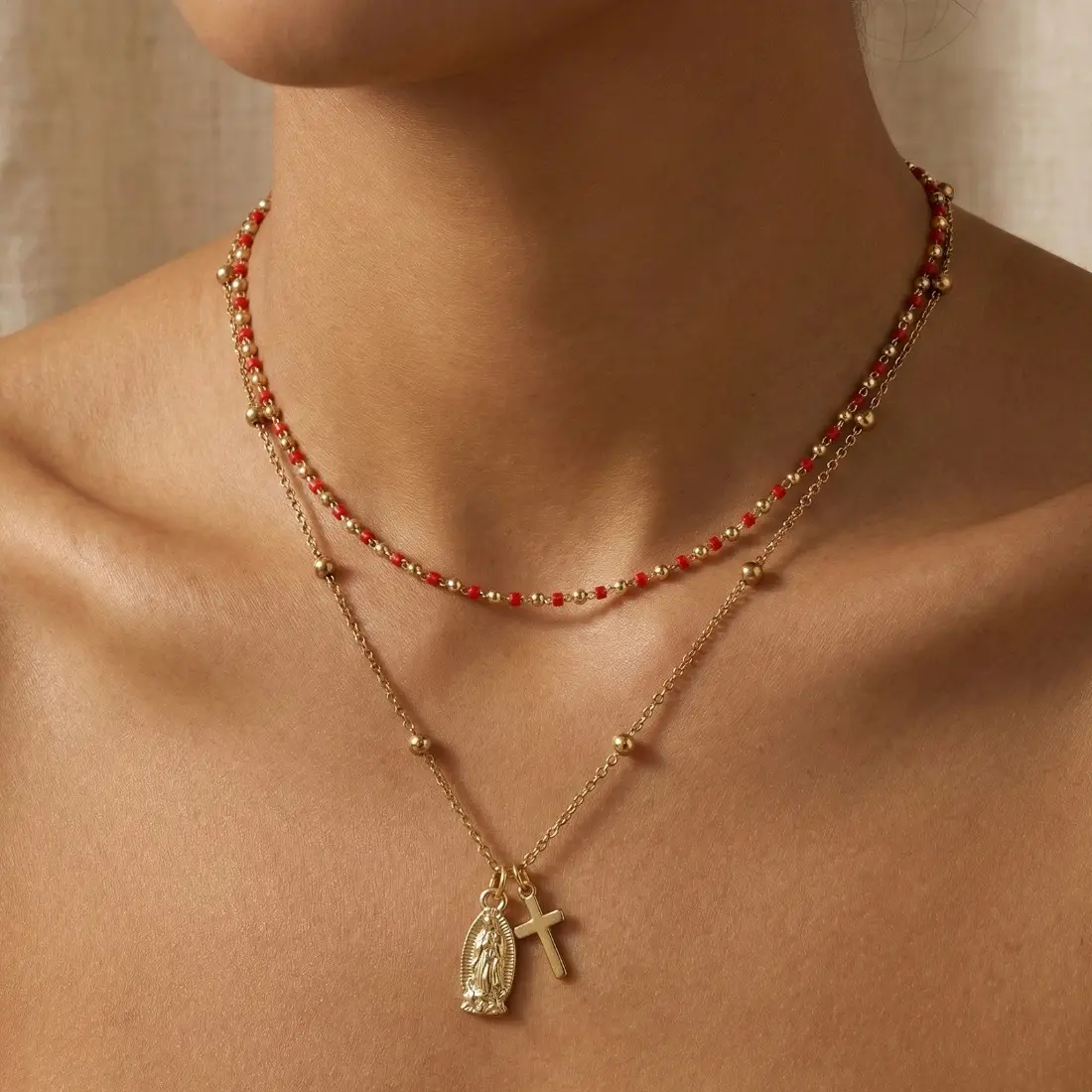 Women's Red Nylon Beaded Minimalist Pendant Necklace - Lightweight Stacking Necklaces, Layered Niche Korean-Inspired Fashion Accessory for Everyday Wear, Date Nights