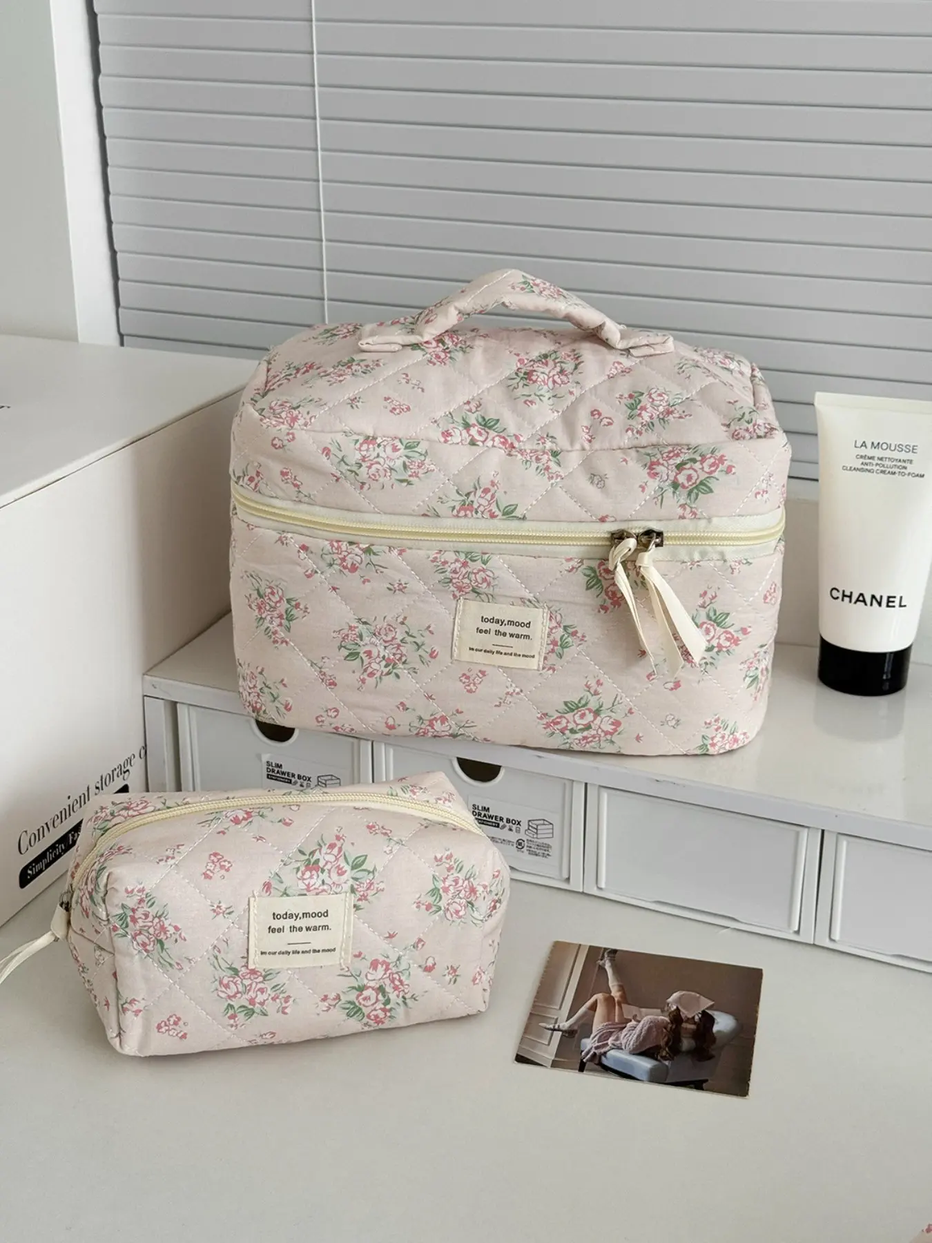 Floral Cosmetic Bag, Portable Large Capacity Quilted Patchwork Storage Bag, Travel Makeup Organizer, All Seasons Casual Style, Cosmetic Travel Bags