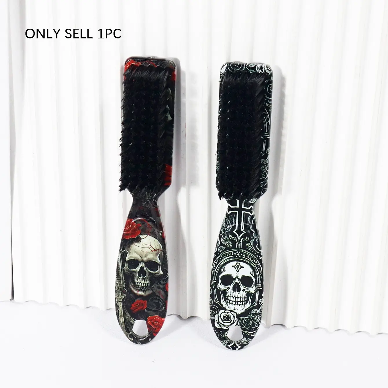 1pc Professional Barber Cleaning Brush, Skull Print Design, Soft Bristle Beard Cleaner, Ideal for Beard and Hair Styling, Essential Gift and Travel Item, Beard Grooming Tools