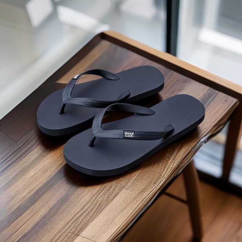 Men's Flip Flops Summer Casual Shoes Home Outdoor Dual-use Sandals Two-tone Sole Beach Shoes Non-slip Comfortable & Stylish