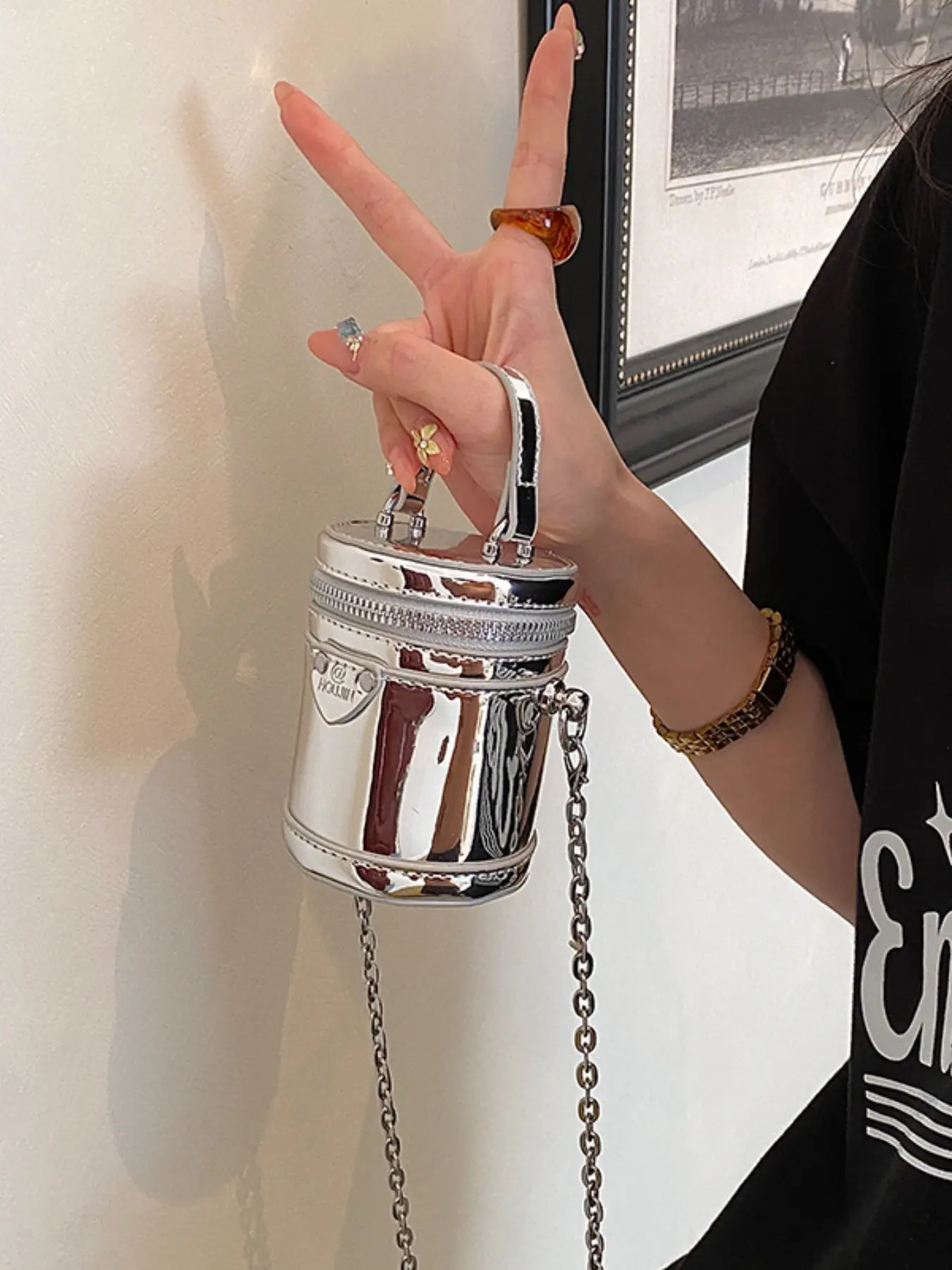 Mini Mirror Bucket Bag, Fashion Keychain Wallet, Dual-Sided Lock Buckle, Handheld Coin Purse, Elegant PU Leather Satchel, Bucket Bag Handbag, Aesthetic Handbag