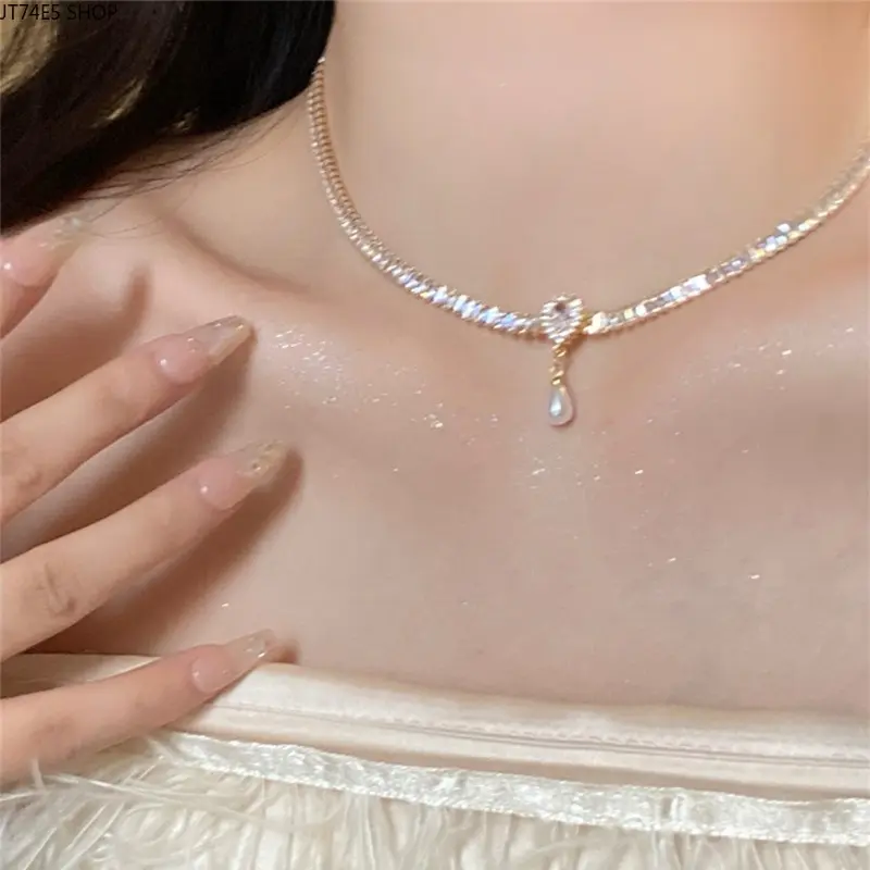 French Hepburn Style Water Drop Pearl Zircon Necklace, Light Luxury Niche High-End Designer Collarbone Chain, Elegant Trendy Women Neck Jewelry