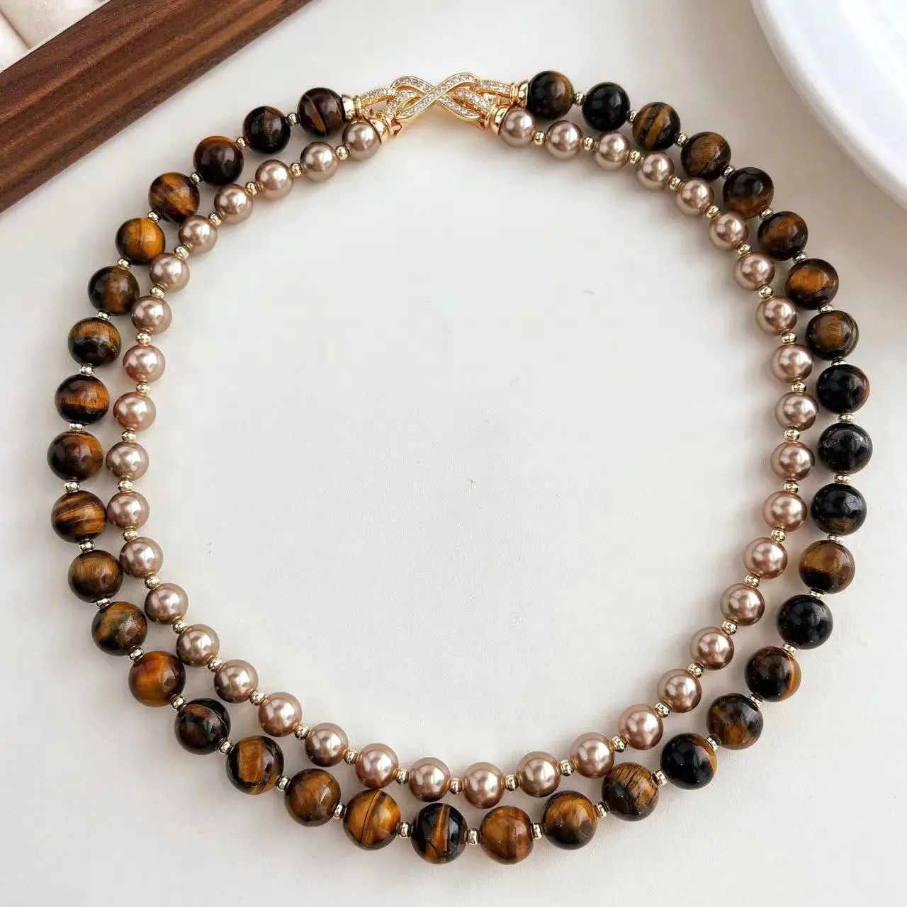 Rose purple round fashion necklace for women, double-layered, light luxury niche collarbone chain with a high-end feel, can be paired with autumn and winter sweater chains