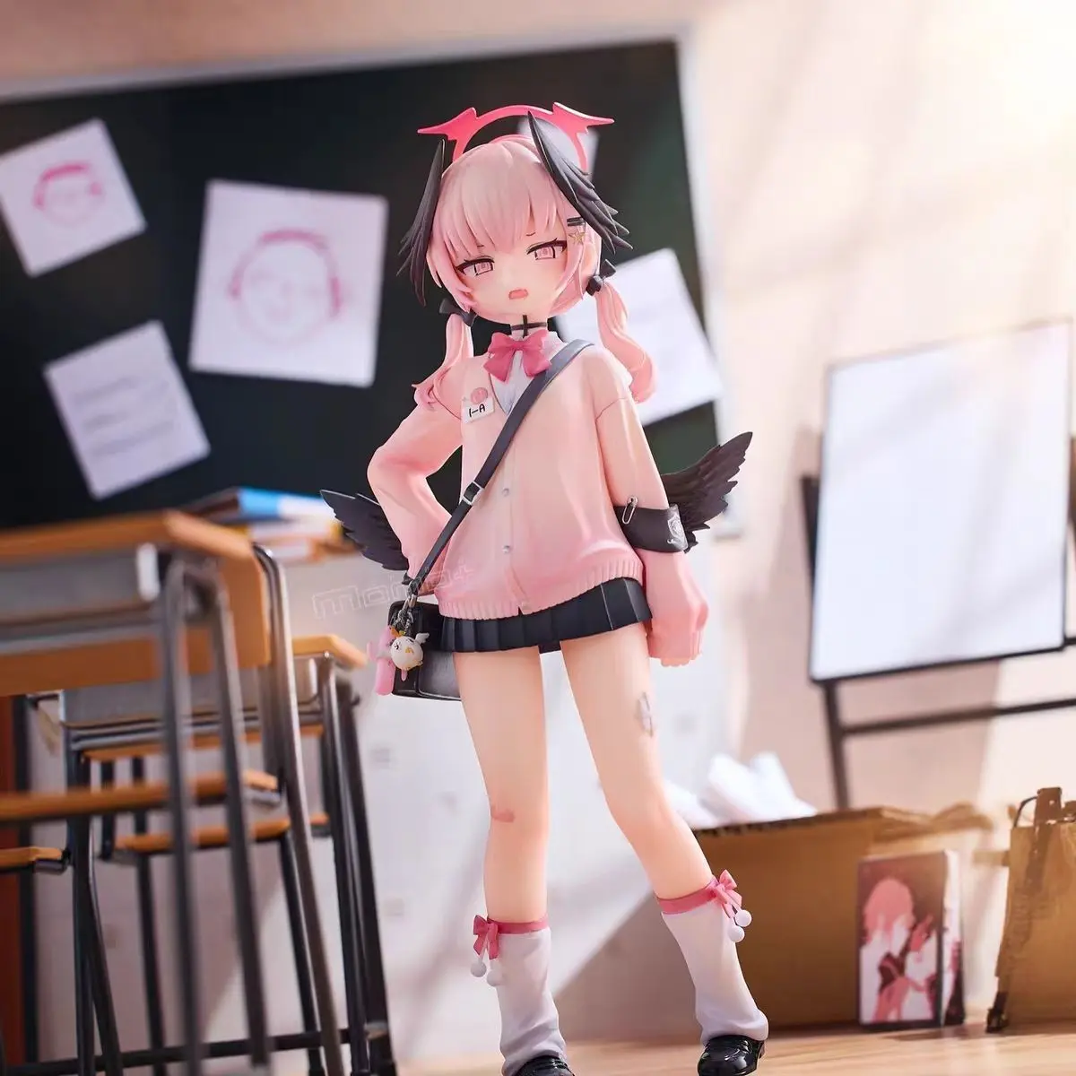 Blue Archive Koharu Kawawa Cute Kawaii Figure, 18cm With Interchangeable Faces, Pink Twin Tails School Uniform Ornament, Cute Collectible Figurines, Desktop & PC Case Decor, Gift for Anime Fans