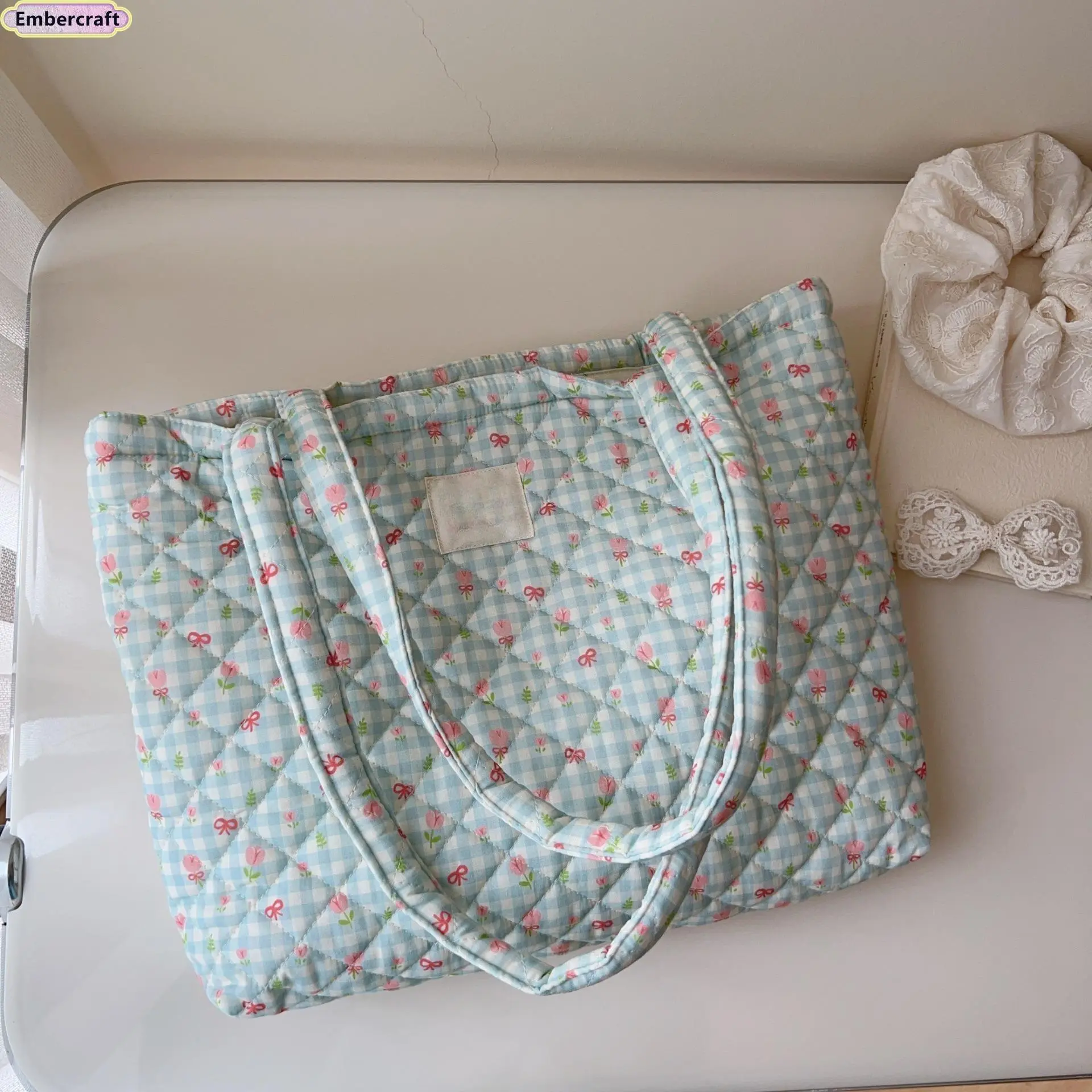 Women's Quilted Cotton Tote Bag - Large Capacity, Stylish Retro Floral Work Bag for Shopping, Travel, Tote Bags
