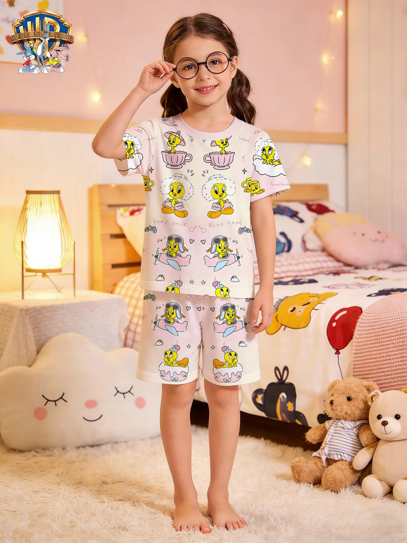 Wb Official Tweety Bird Girls' Short Sleeve Pajama Set, Cute Cartoon Print, Loose-Fit Summer Sleepwear, Back-To-School Season