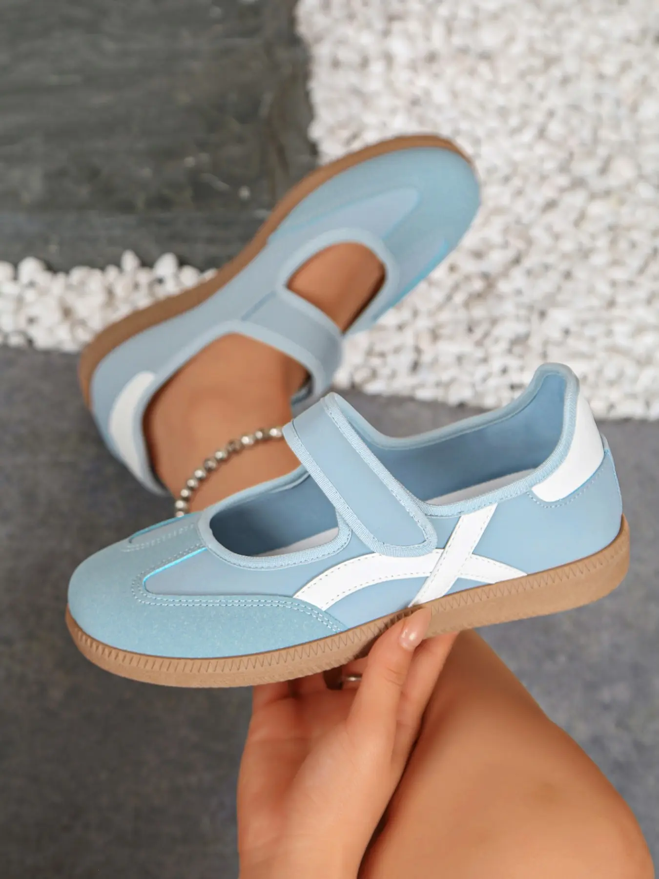 Women's Casual Mary Jane Style Flat Shoes, Side Stripe Design, Velcro Closure, Rubber Sole, Comfortable All-Season, Ideal for Daily Wear, Commute, Dates