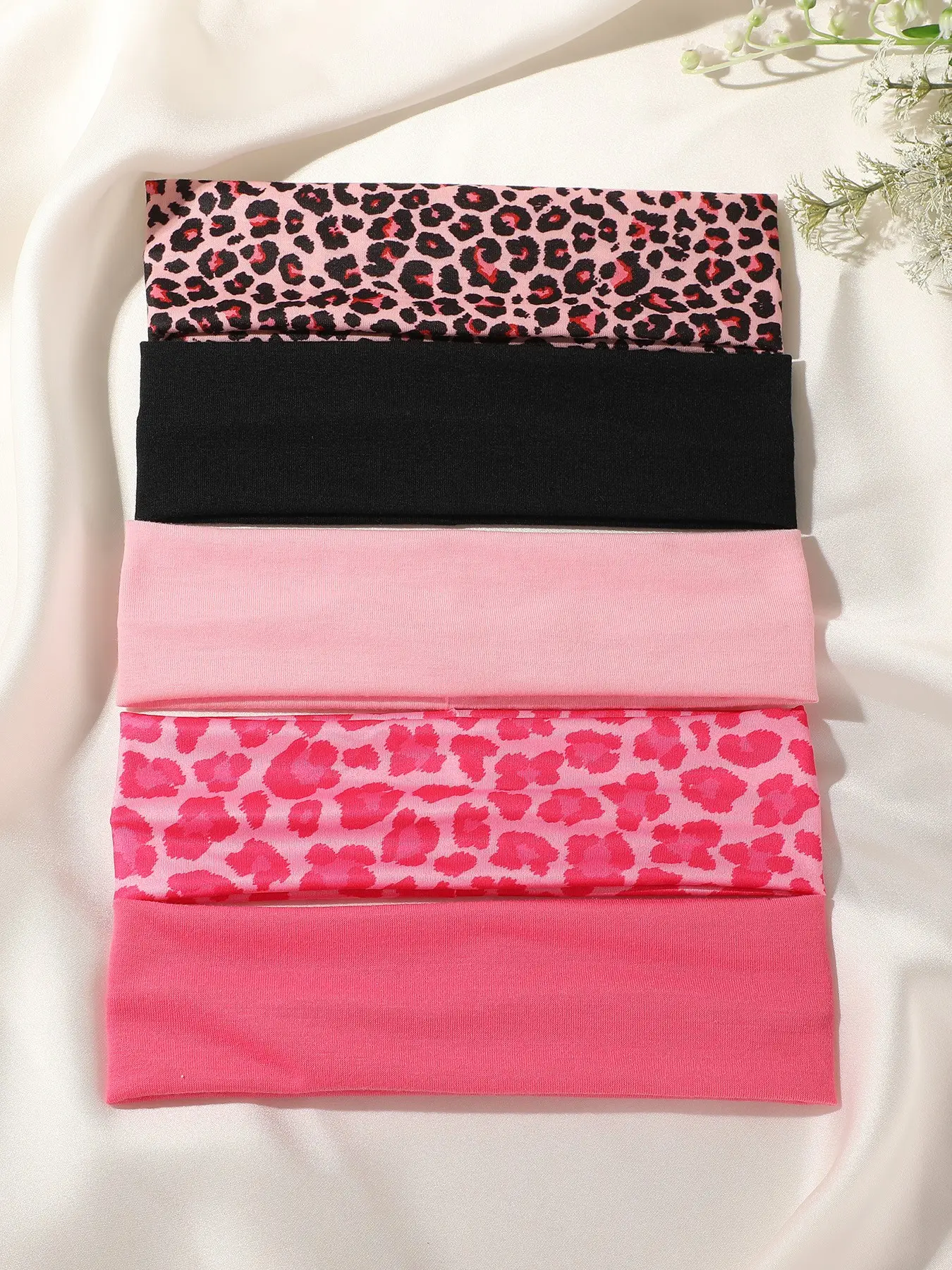 5pcs Leopard Print and Solid Color Sports Headbands for Women, Sweat-Wicking Hair Bands, Elastic Sweatband Headband for Fitness, Running, and Daily Use