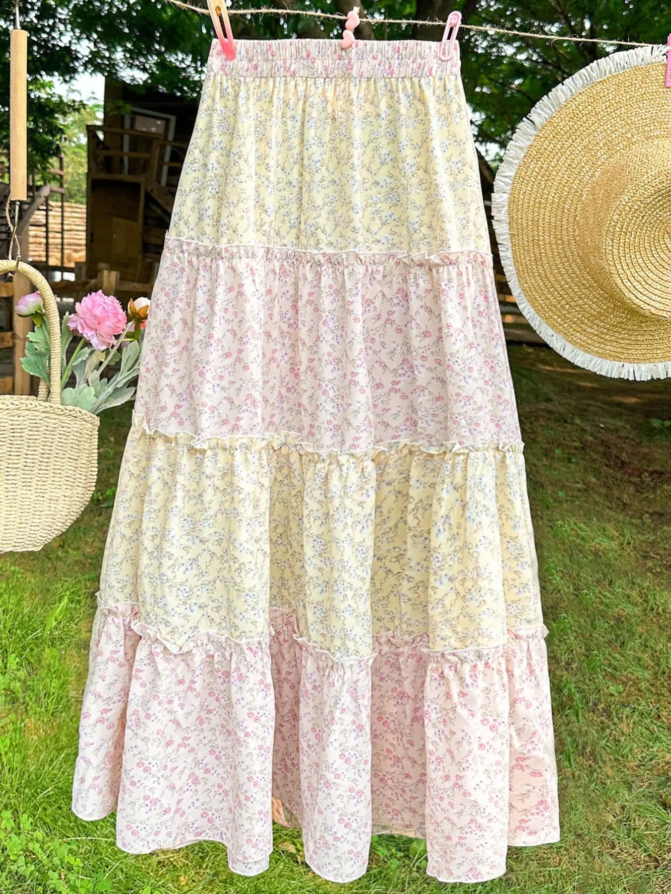 Women's Patchwork Floral Midi Skirt, Bohemian Boho Chic Casual A-Line Design, Glossy Finish, All-Season Wear, Unlined, Lightweight (88.2g/m²), Single Piece