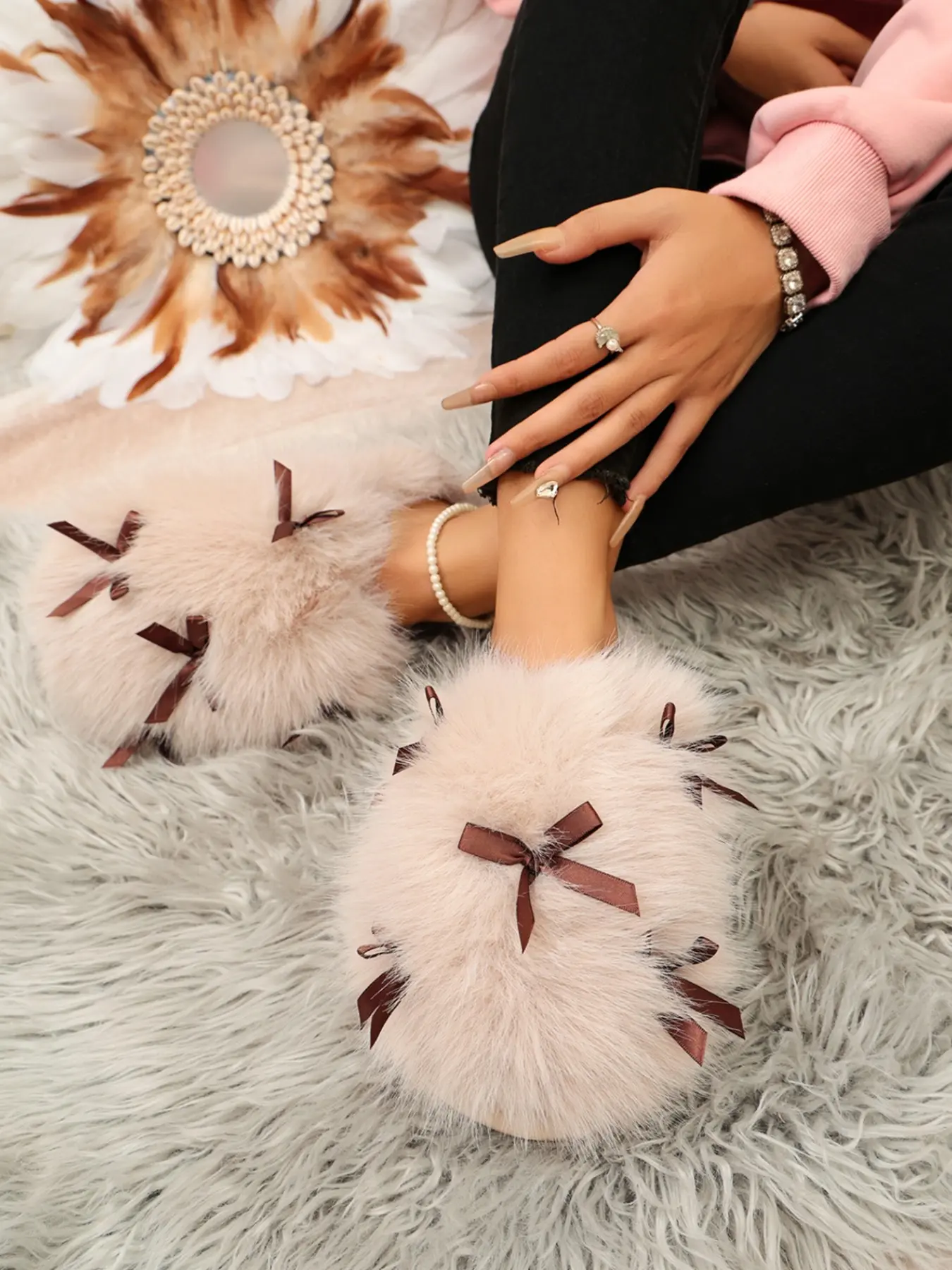 Women's Plush Slip-On Sandals, Multiple Satin Bow Decorations, Open-Toe Artificial Fur Flat Home Slippers, Winter Indoor Outdoor Comfort Shoes