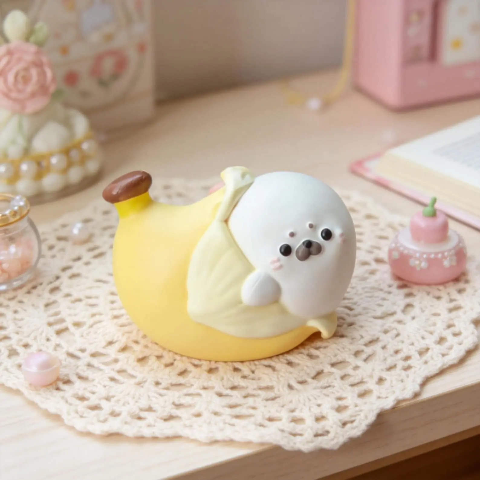 Seal Squishy, Slow Rising Stress Ball, Kawaii Food Desk Toy, Cake Squishy