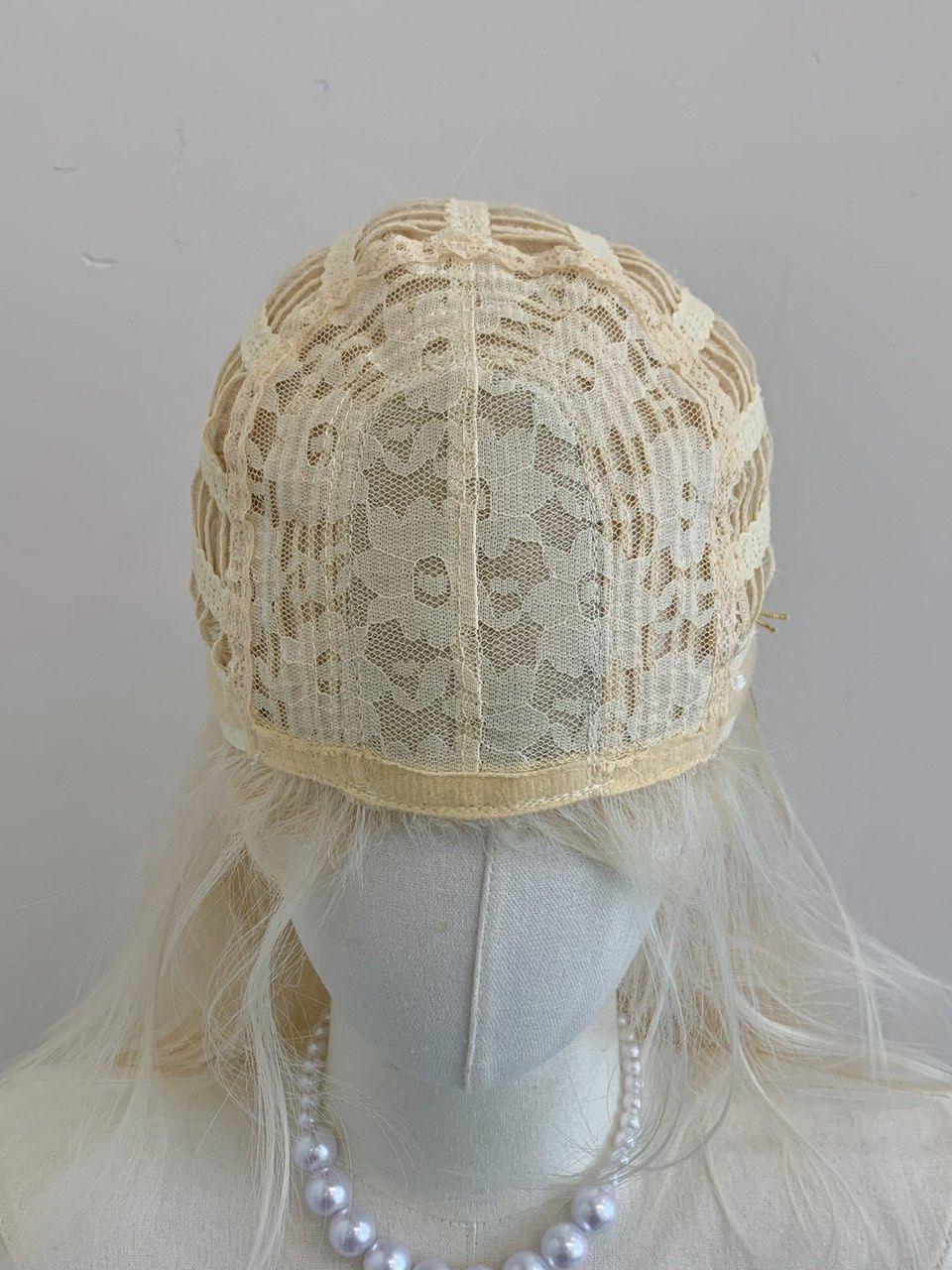 Women's Full Cap Platinum Blonde Long Curly Wig  Natural Middle Part Curtain Bangs, Water Wave Invisible Lace Front Wig