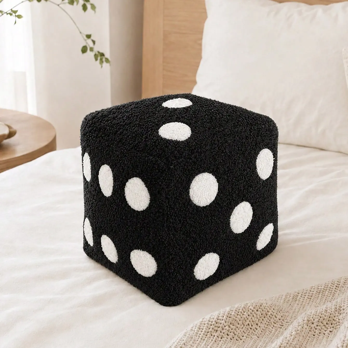 1PC 3D Dice Shape Plush Pillow, Fun Comfortable Cube Cushion, Halloween Christmas Home Decor, Party Decoration, Perfect Gift