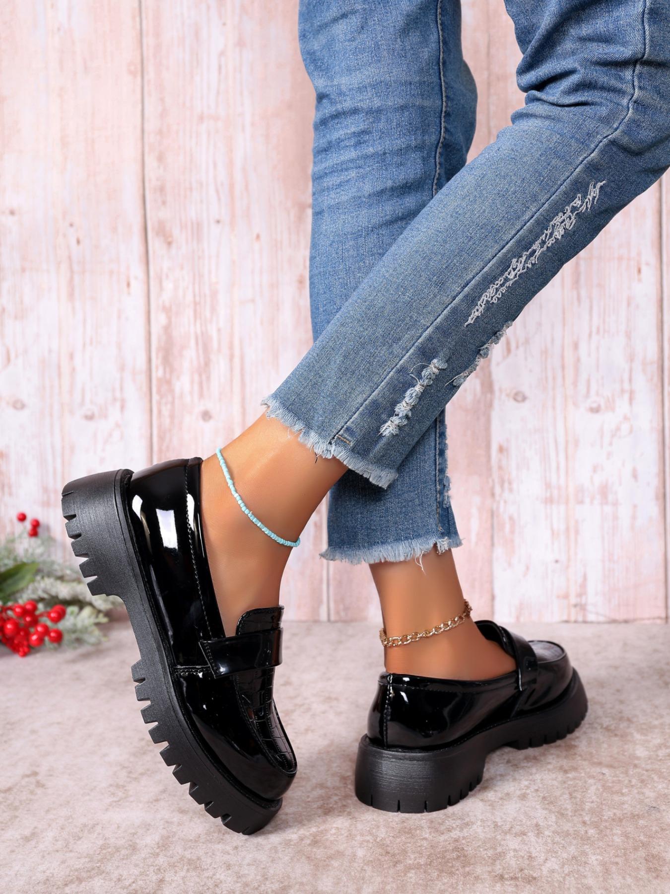 Women's Platform Comfortable and Soft Burgundy Loafers, Slip on Loafers, Casual Shoes, A Must-have for Daily Casual Fashion Wear, A Must-have for Commuting To Work and School in All Seasons, and A Must-have for Gifts