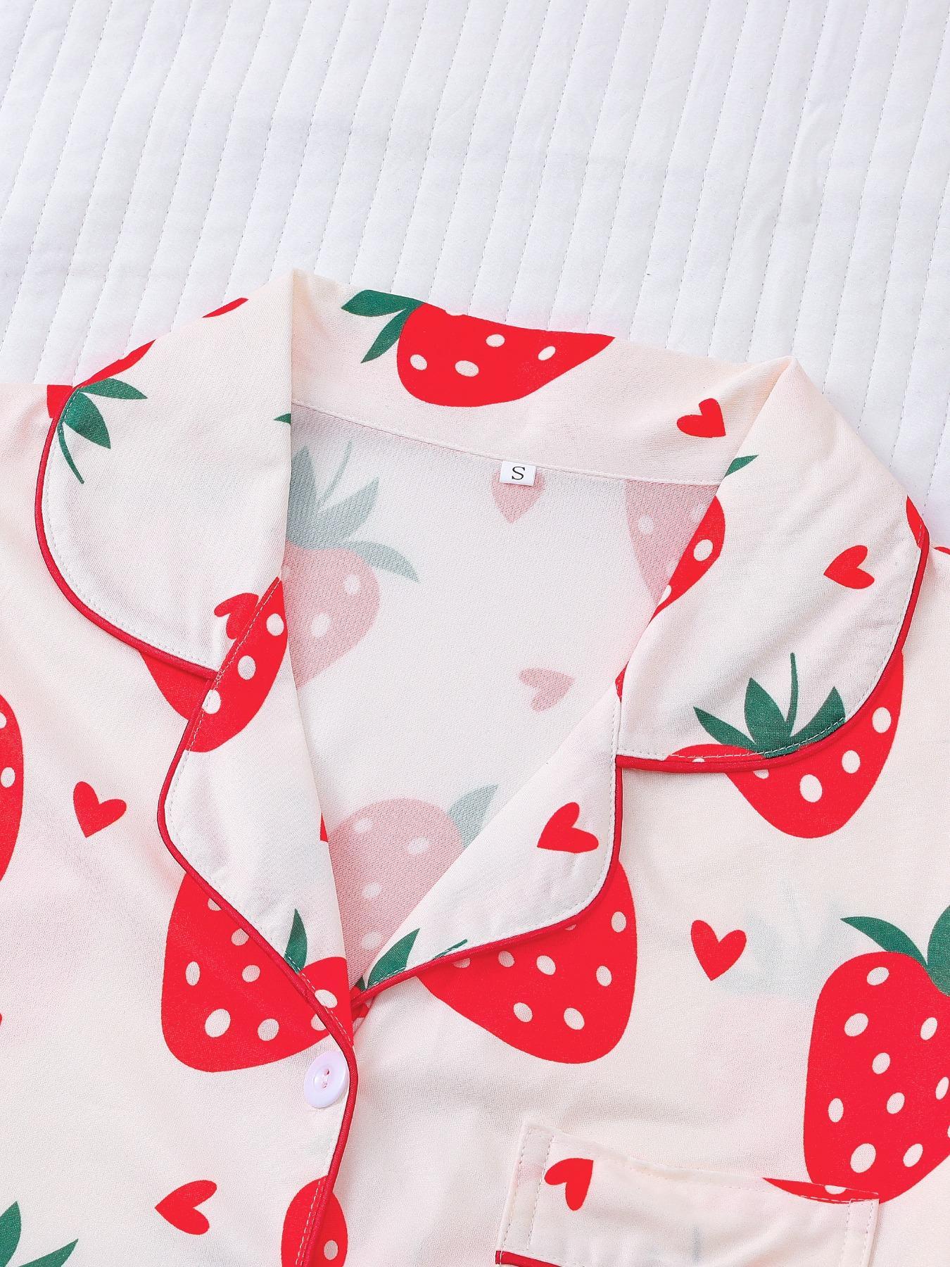 Women's All Over Strawberry Print Short Sleeve Pajama Two-Piece Set, Regular Fit Comfy Button Front Chest Pocket Lapel Neck Top & Elastic Waist Shorts, Sleepwear for All Seasons, Nightwear Sleepwear Homewear