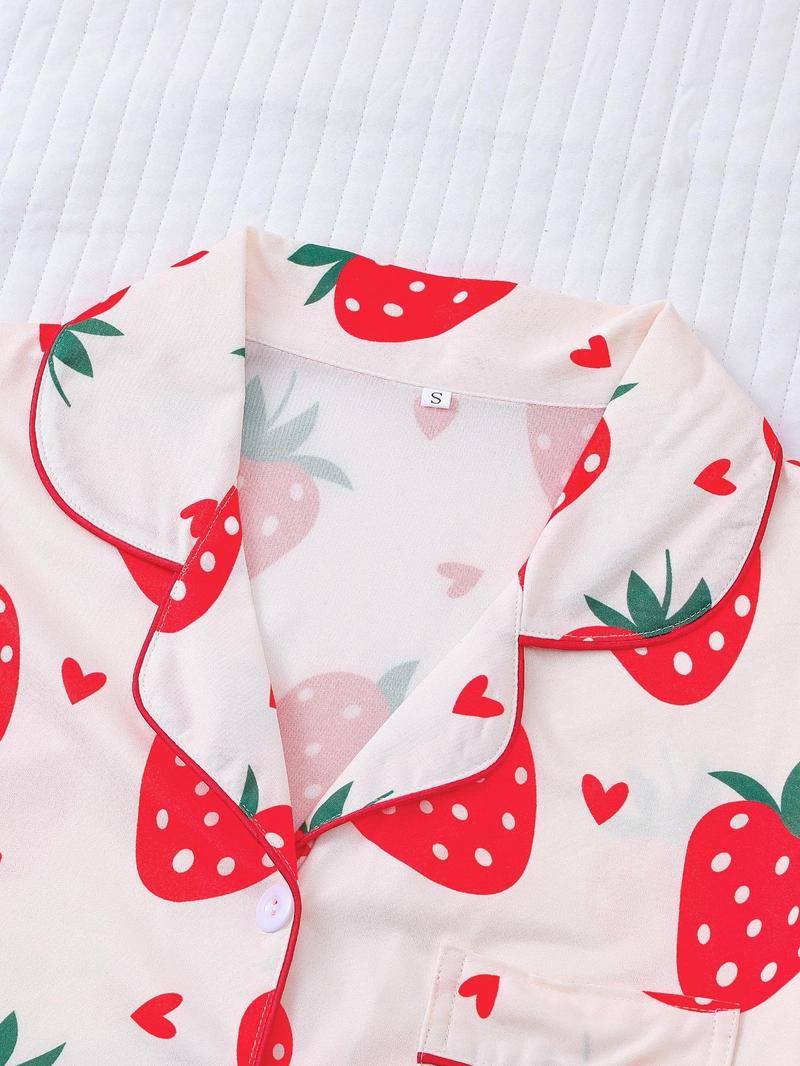Women's All Over Strawberry Print Short Sleeve Pajama Two-Piece Set, Regular Fit Comfy Button Front Chest Pocket Lapel Neck Top & Elastic Waist Shorts, Sleepwear for All Seasons, Nightwear Sleepwear Homewear