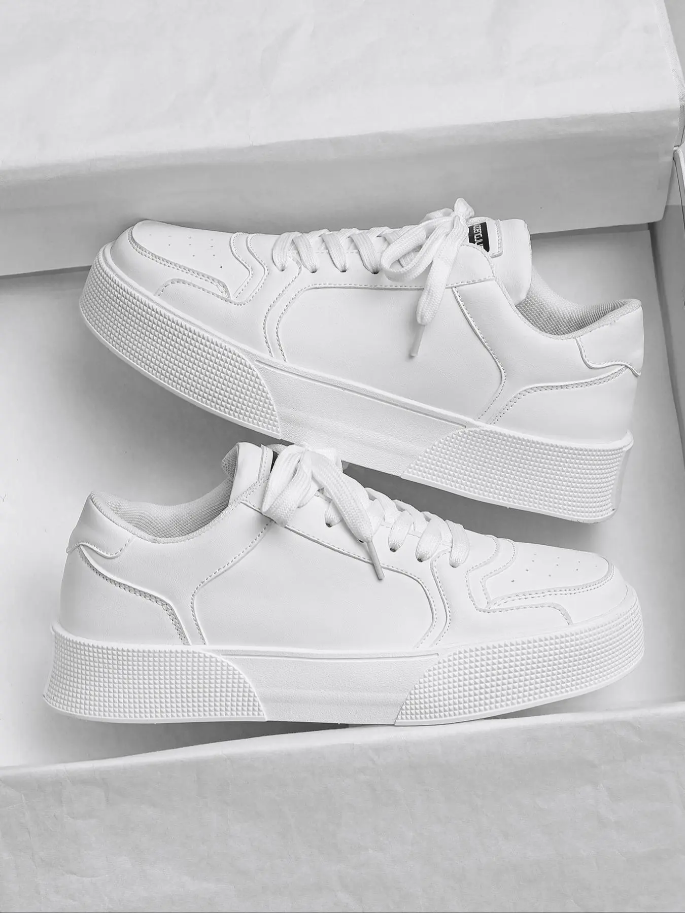 Men's Casual Round Toe Low Top Sneakers, Lace Up Trainers, Waterproof & Anti-Slip, Breathable EVA Sole & PU Upper, Spring & Fall Outdoor Shoes