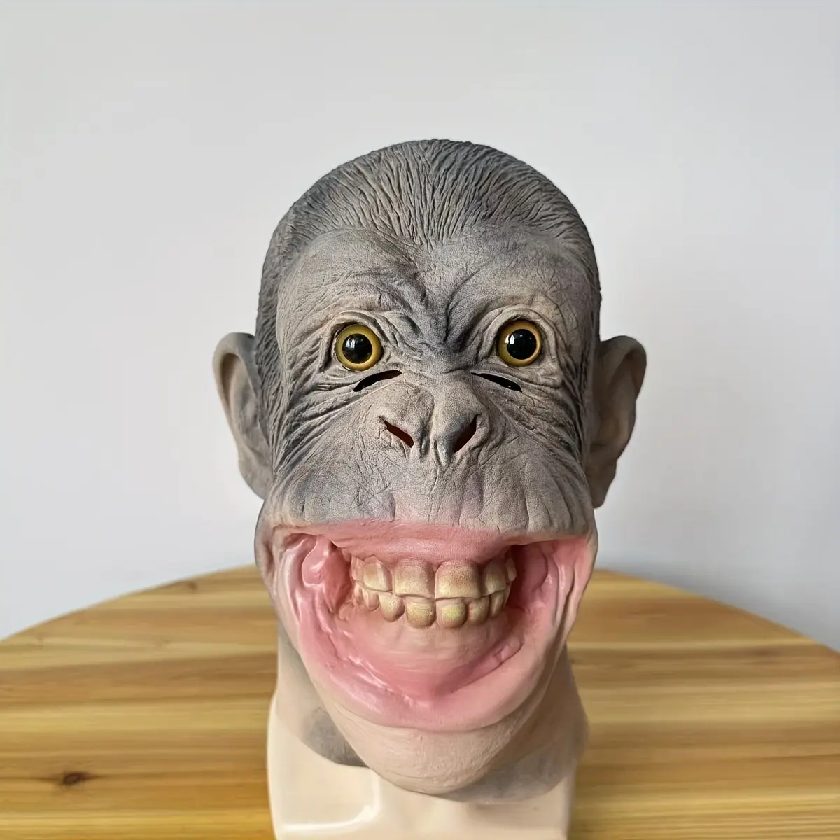 Realistic Funny Gorilla Head Mask, Hilarious Monkey Headgear for COS Performance, Animal Masks, Halloween Costume Party Props