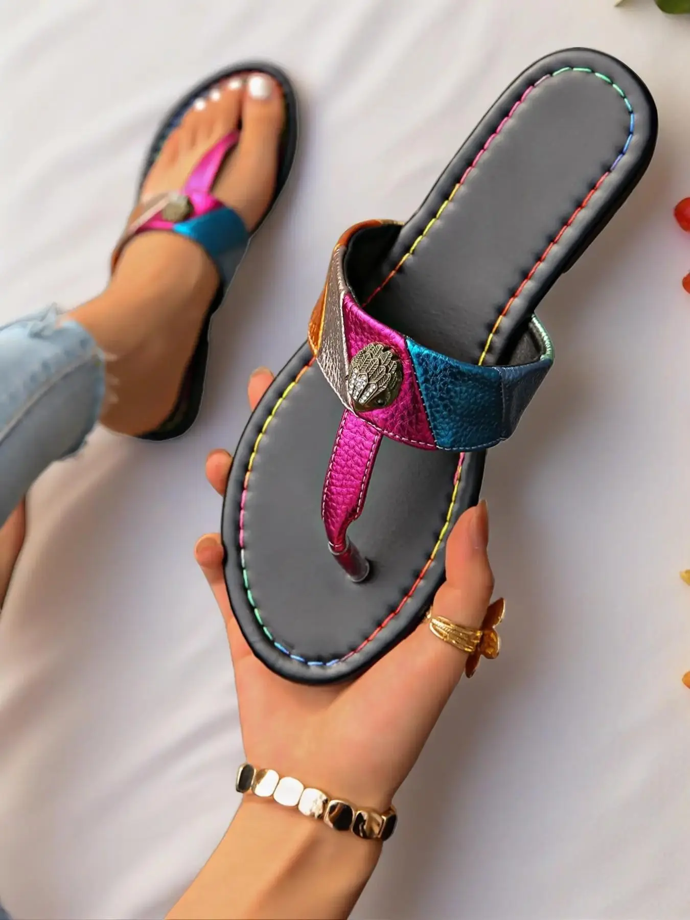 2026 New Colorblock Sandals for Women, Summer Outdoor Retro Eagle Head Rhinestone Flip Flops, Flat Soft Sole Beach Slippers