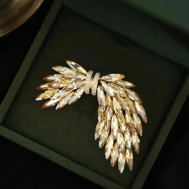 Luxury Rhinestones Wings Brooches for Women Exquisite Zircon Crystal Handmade Brooch Pins Suit Accessories Jewelry Gifts