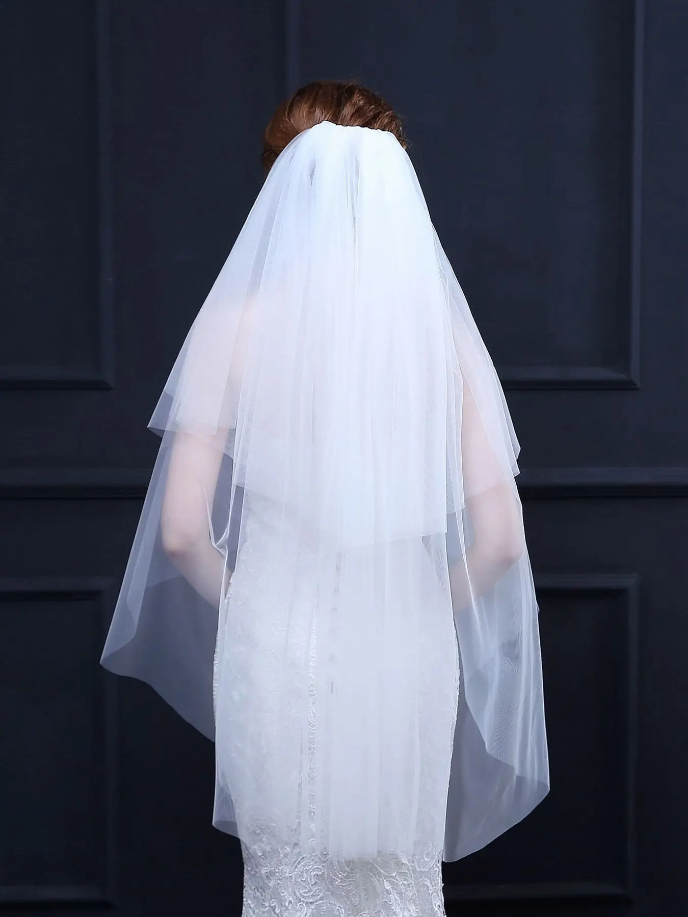 Simple Double-Layered Veil, Wedding Accessory, Plain Veil with Hair Comb, Bridal Wedding Veil, Elegant Bridal Wear, Perfect for Weddings