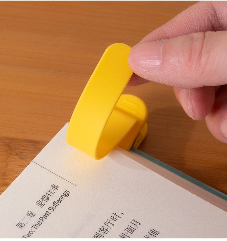 Automatic Page Tracker Bookmark Set, Soft Silicone Non-Deforming, Simple Practical Multifunctional Reading Bookmark for Home Students