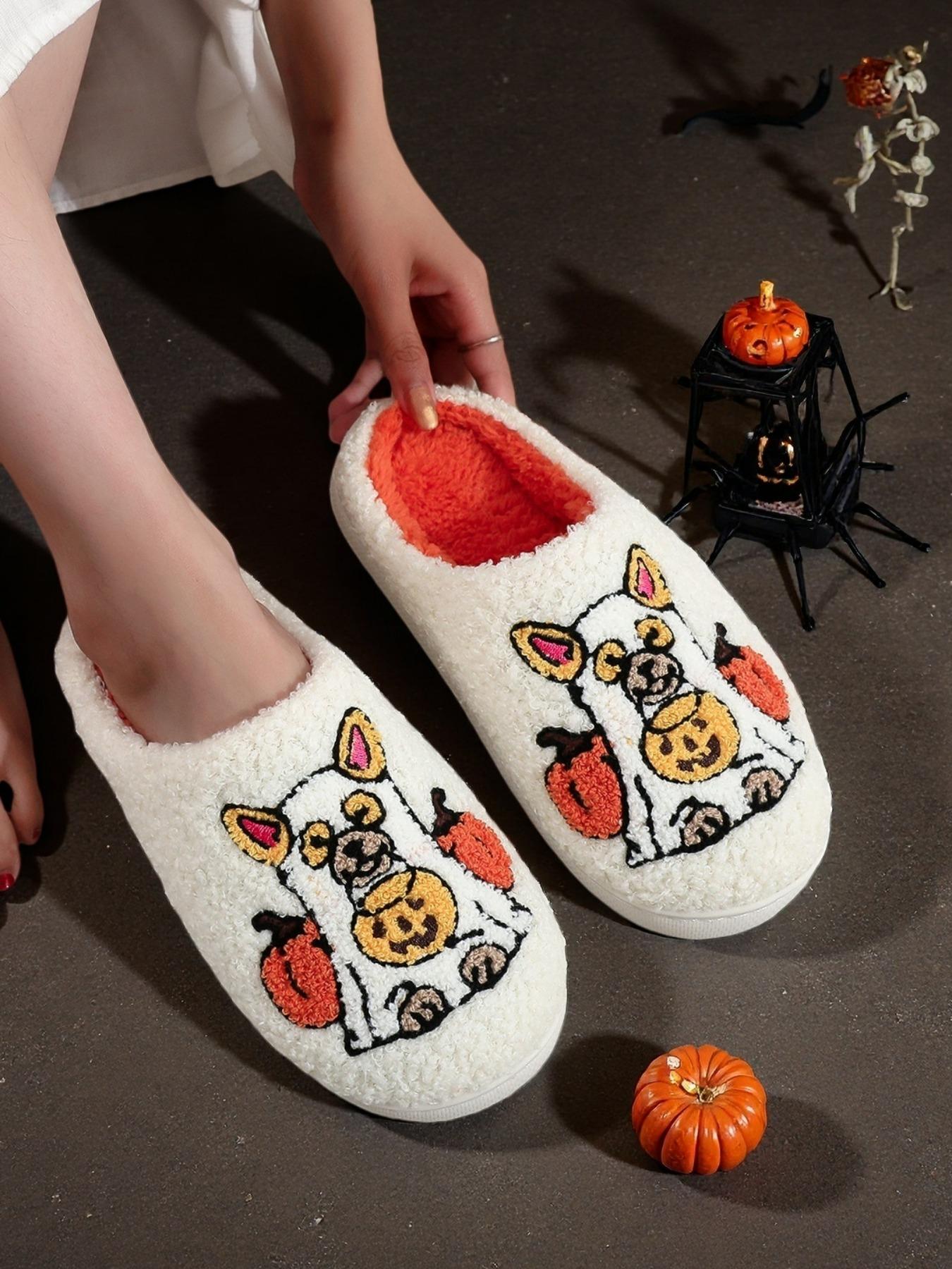 Cute Pet Dog Pumpkin Embroidered Plush Slippers, Soft Comfortable Black Home Shoes for Men & Women for All Seasons, Spooky Perfect Halloween Gift for Dog Moms, Footwear