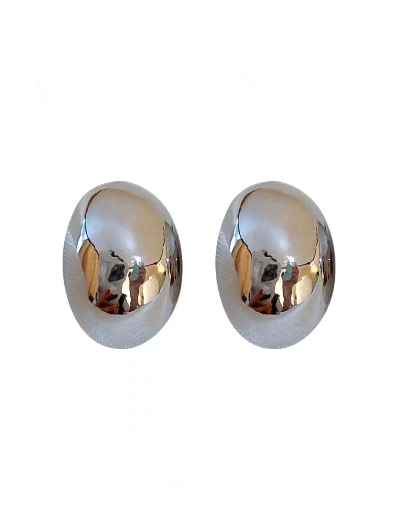 Golden/silver Color Stud Earrings, Fashionable Simple Casual Design, Metal Material, All Seasons Wear, Choking Hazard Warning