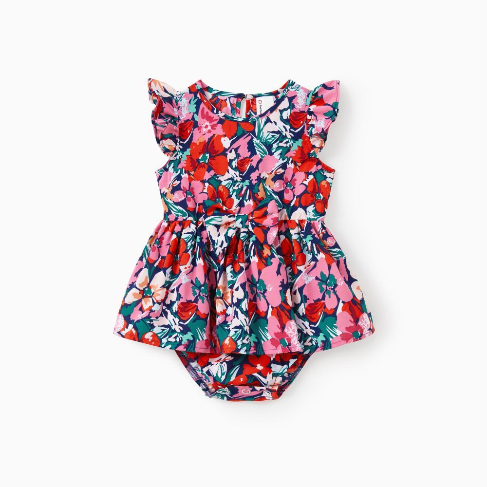 PatPat Family Matching Floral Print Short-sleeve Shirt or Off Shoulder Smocking Dresses Set Spingtok