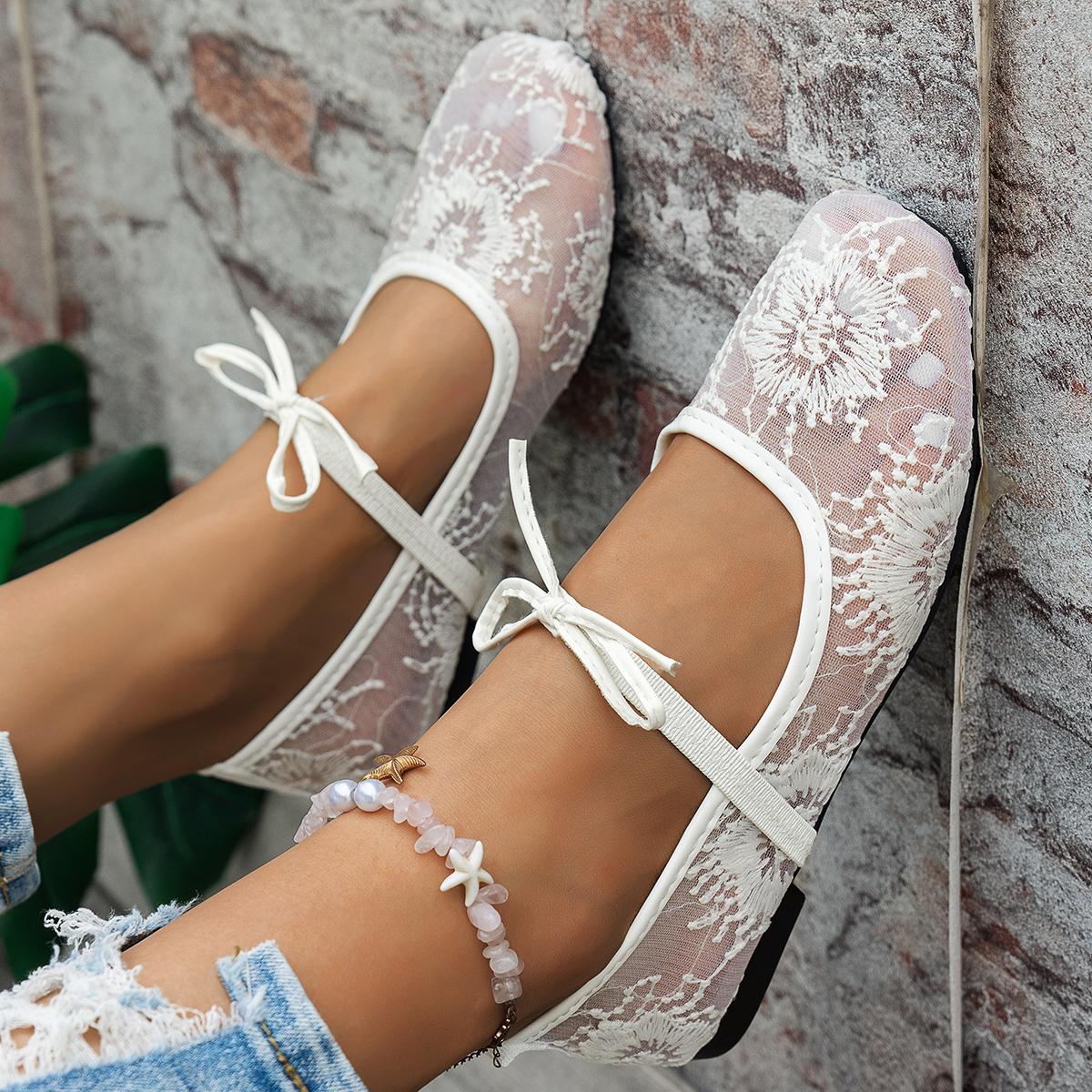 Women's Casual Square Toe Flat Shoes Comfortable Lightweight Everyday Slip On Walking Footwear with Soft Lining Non Slip Sole for Women Ladies Work Office Travel Outfits