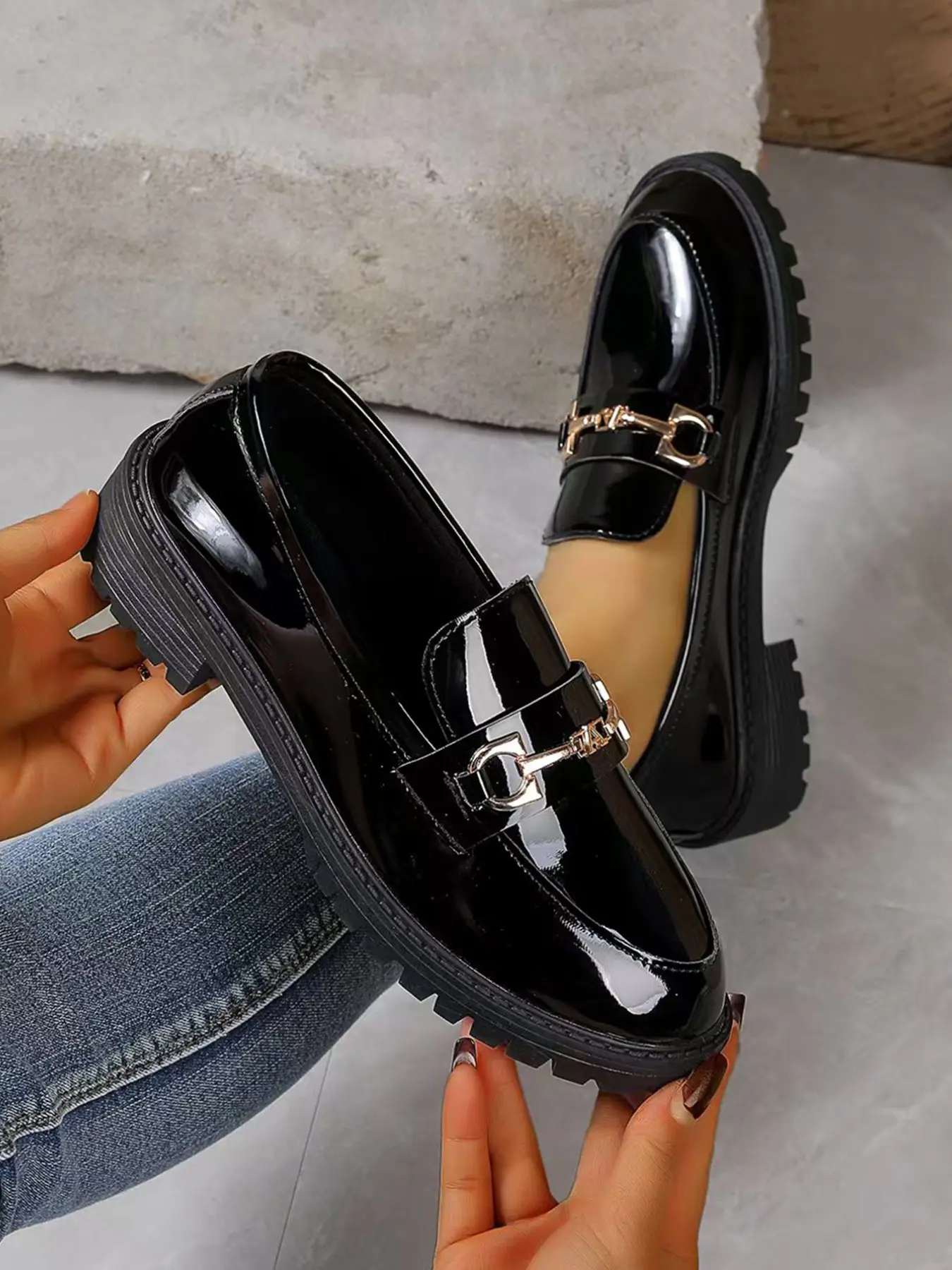 Women's Large Size Patent Leather Chunky Sole Loafers, Classic British College Style, Height-Increasing, Slimming, Versatile Casual Shoes, Thick Sole Loafer