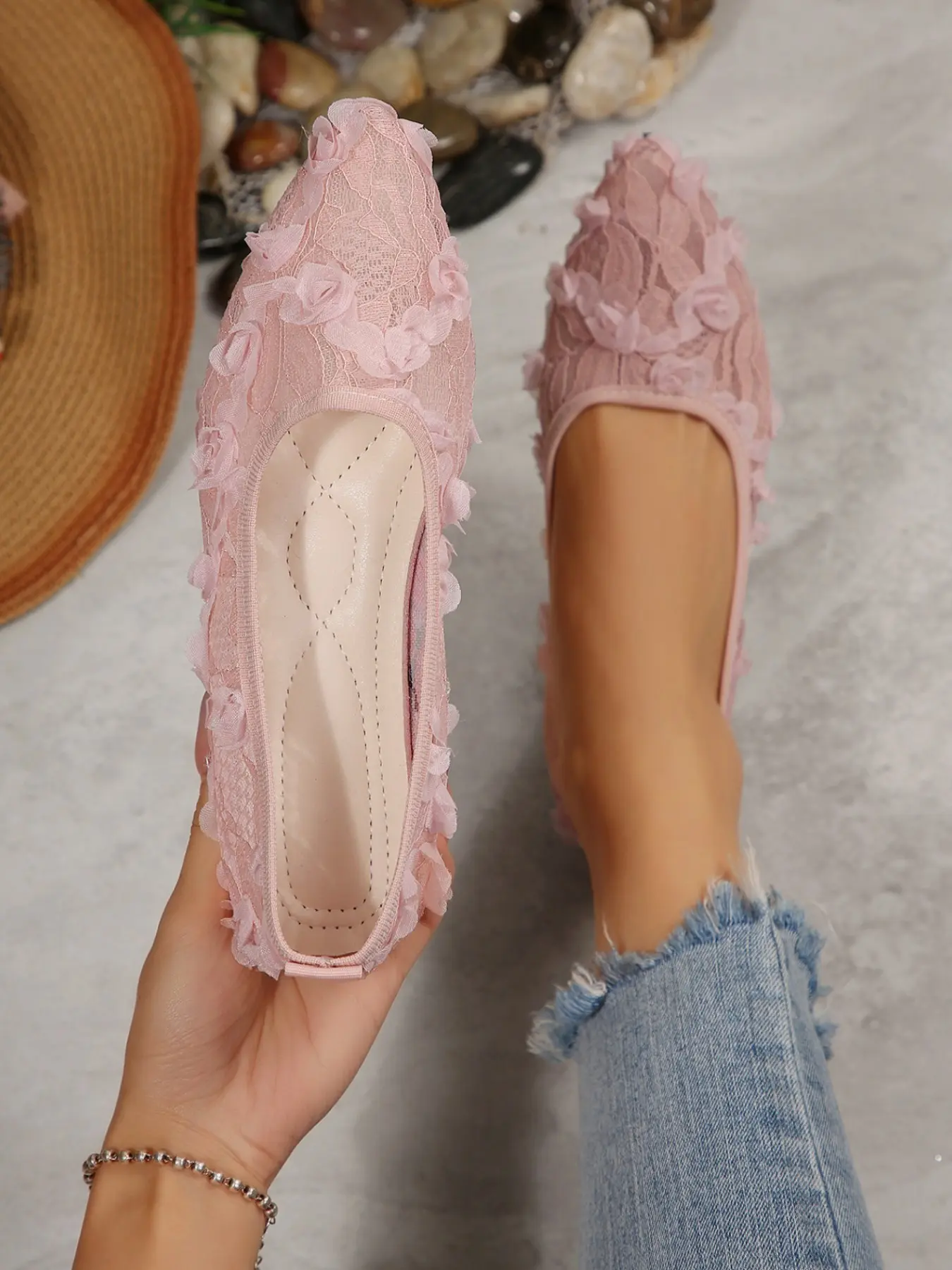 Women's Elegant Pointed Toe Flat Shoes, Pointed Flats, Summer Flats, Wedding Shoes, Comfortable Fairy Style Low-Top Single Shoe, Medium Width Floral Embroidered Rubber Sole