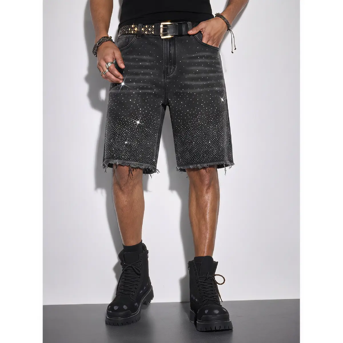 Men's Black Rhinestone Denim Shorts 4 Pocket Design Y2K Streetwear Sparkle Crystal Jean Shorts With Gradient Glitter Detail Loose Fit Knee Length Raw Hem Washed Summer Casual Hip Hop Fashion Shorts