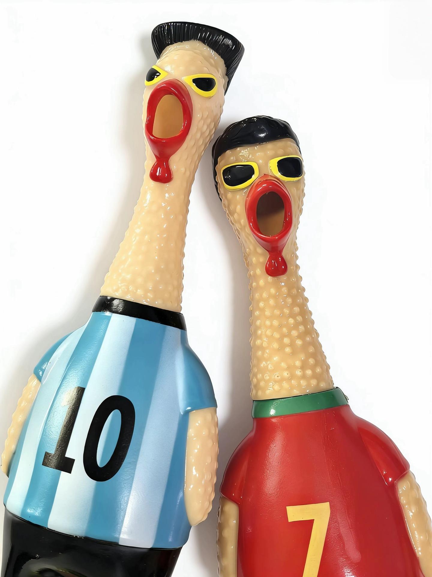 Football Screaming Chicken Stress Relief Toy, Sound-Making Toy for Stress Relief and Fun, Squeezable Toy for Adults and Children