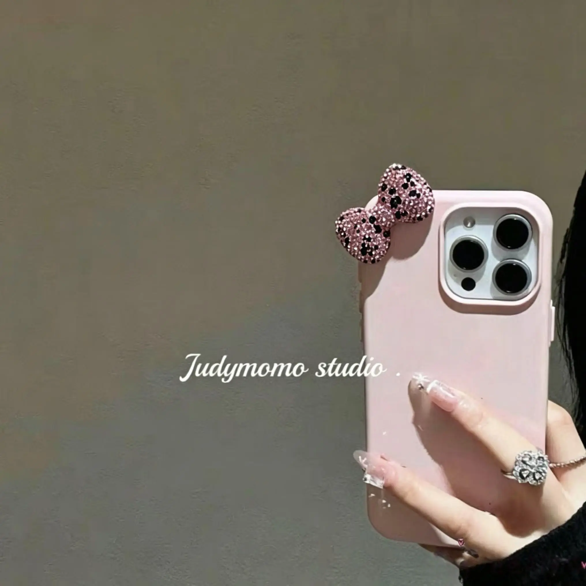 Elegant Matte Soft Powder Phone Case, Rhinestone Leopard Print Bow Design, Anti-Slip & Fingerprint Resistant, Fits iPhone 17 Series