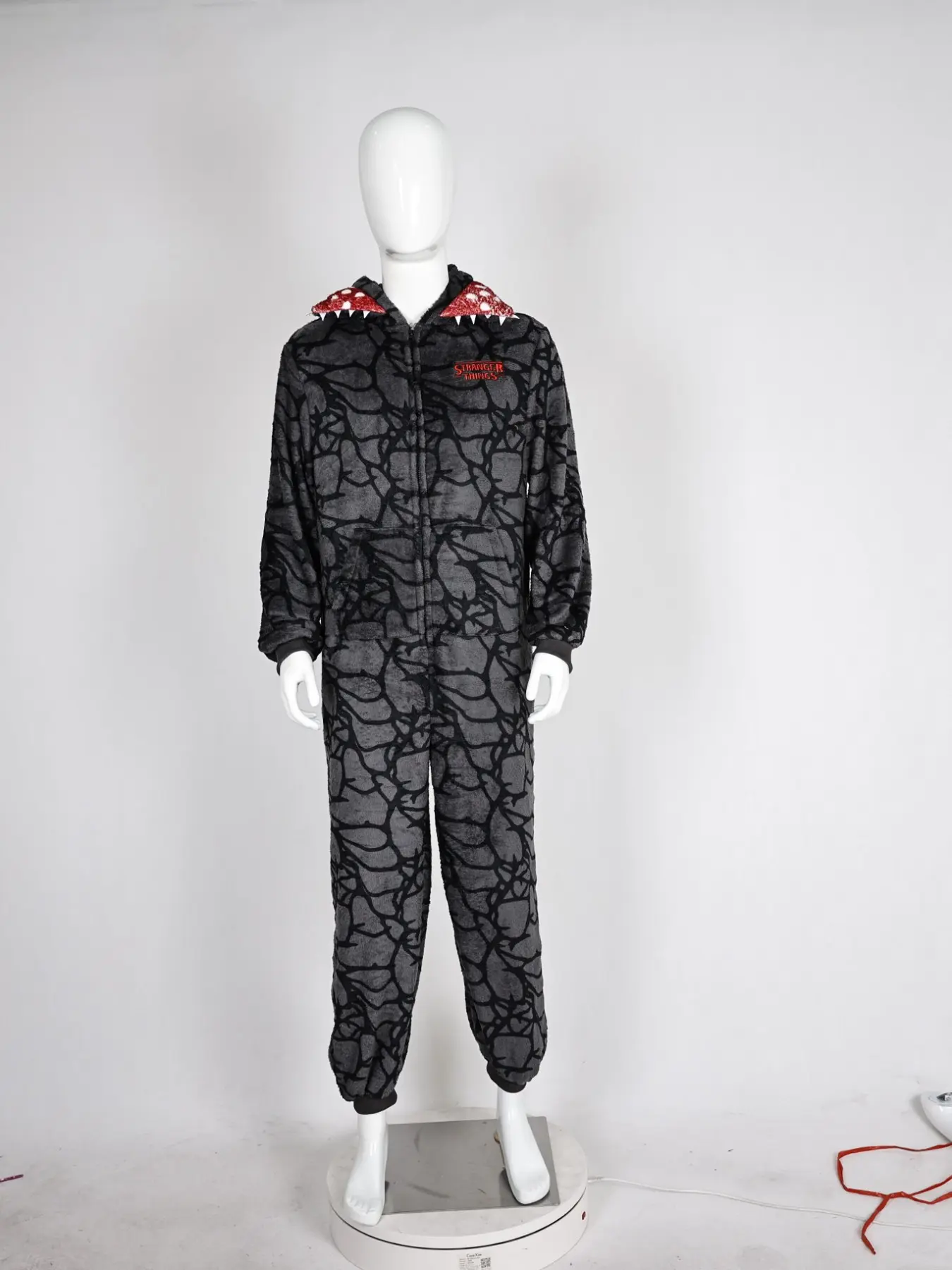 Adult Demogorgon Role Play Jumpsuit, Fall Winter Thickened Jumpsuit, Unisex Halloween Cosplay Costume, Creative Birthday Gift, Dark Theme Home Wear, Clothes