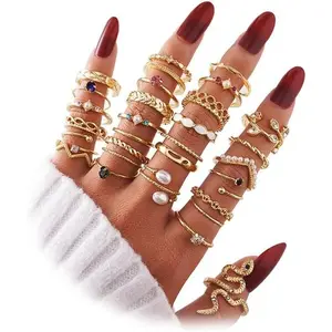 Golden Stackable Knuckle Rings Set for Women, Boho Trendy Dainty Midi Rings Pack Sparkling Aesthetic Women's Stacking Rings Bulk Costume Jewelry