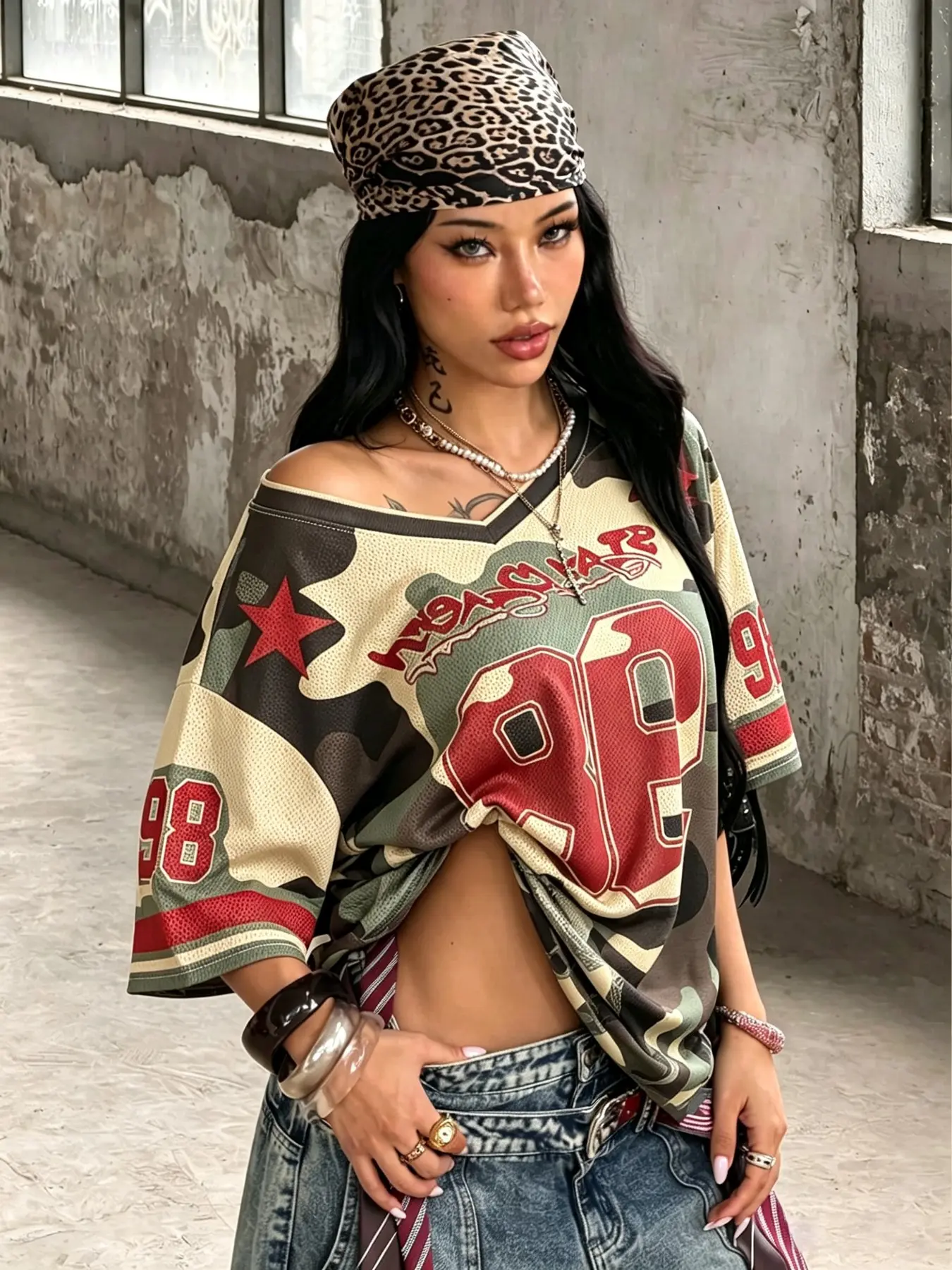 Trending Vintage Camo 98 Star Print V Neck Loose Mesh Jersey Breathable Light Fabric Grunge Retro Graphic Oversized Short Sleeve Top, Striped Cuff Relaxed Tee Perfect For Daily Street Matching Low Rise Baggy Denim Pants Outfits