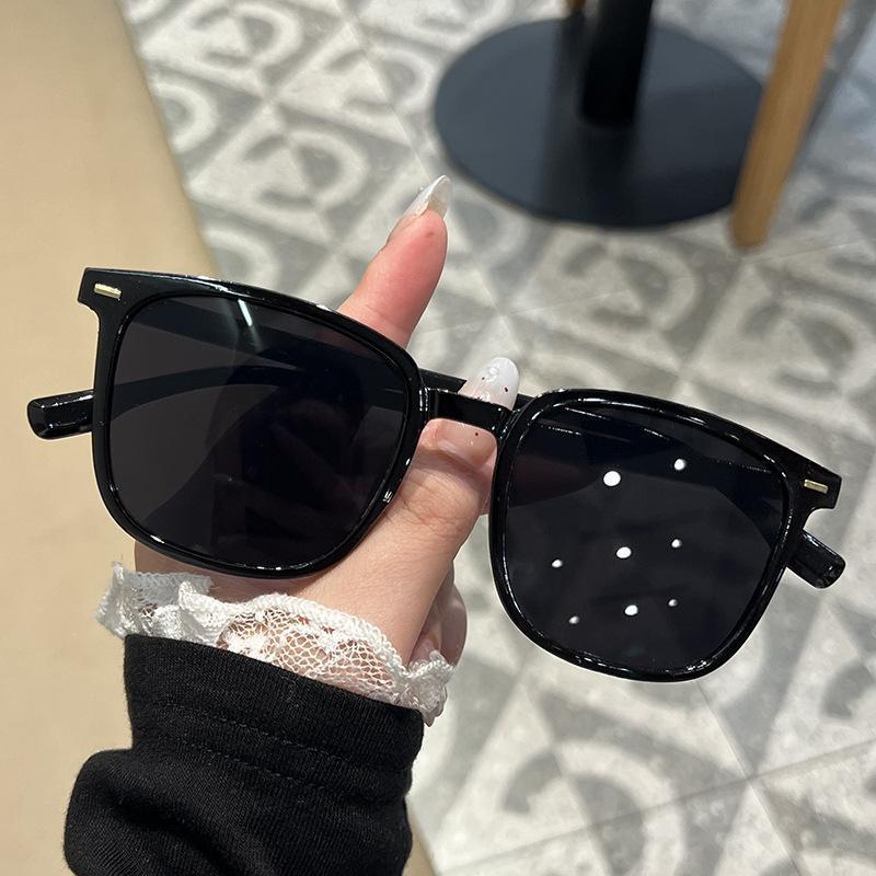 5-Pack Unisex Pilot Sunglasses, Large Square & Retro Oval Frames with Double Bridge Design, Colorful Transparent & Tortoiseshell UV400 Eyewear for Travel & Daily Casual Wear