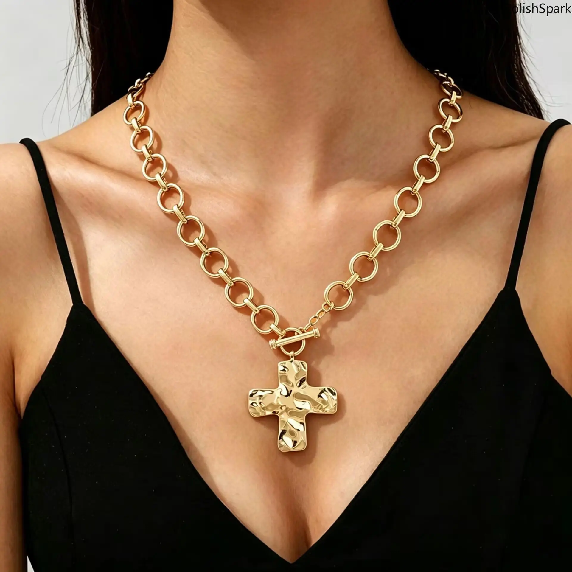 Vintage Punk Chunky Chain Necklace with Hammered Cross Pendant, Unisex Long Length Statement Jewelry for Casual Wear, Gold & Silver Metal Coating with Toggle Clasp, Chain Jewelry Necklaces, Includes Pendant, Everyday Use