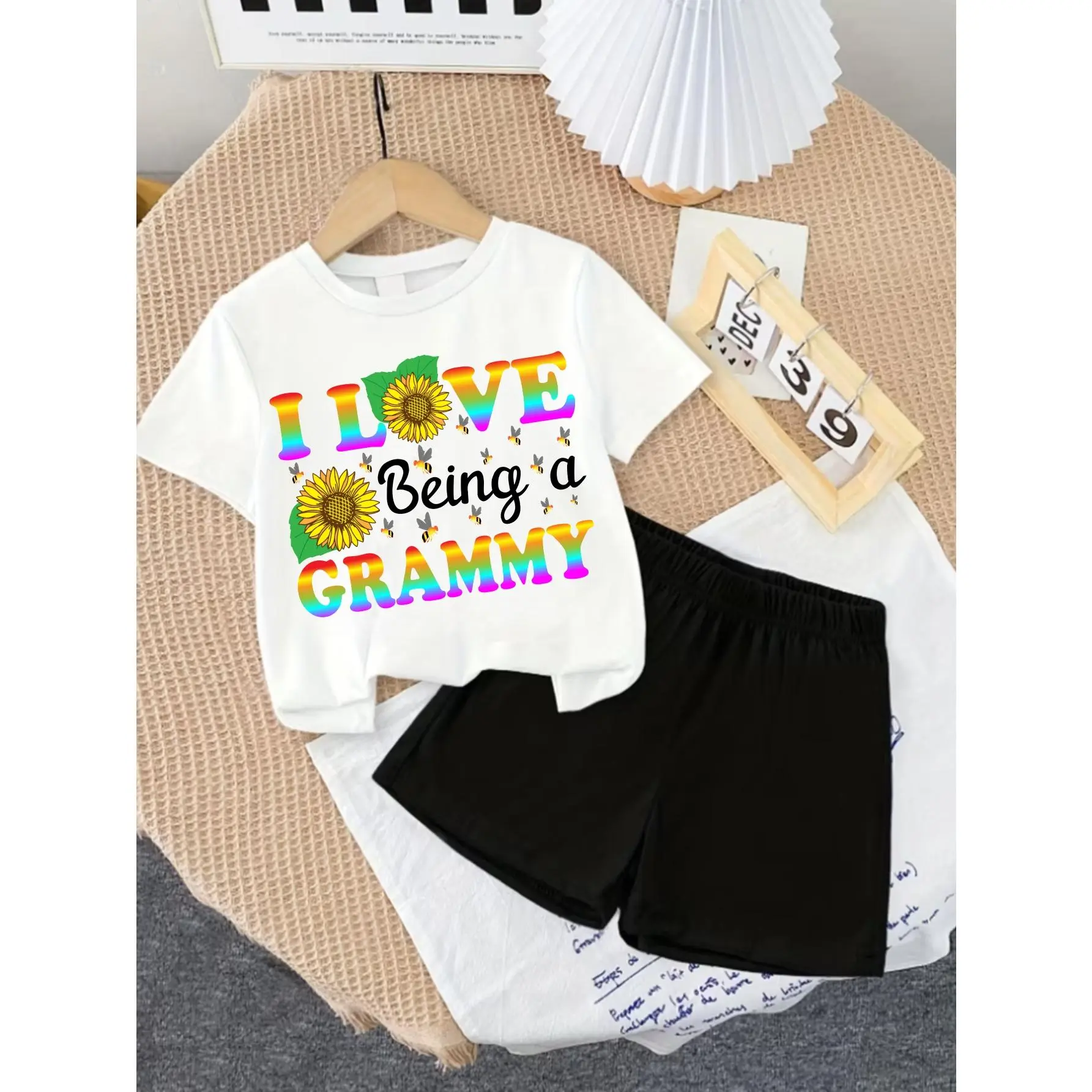 2pcs Set White T-Shirt And Black Shorts with Rainbow Sunflower I Love Being a Grammy Print for Casual Wear, for Outdoor