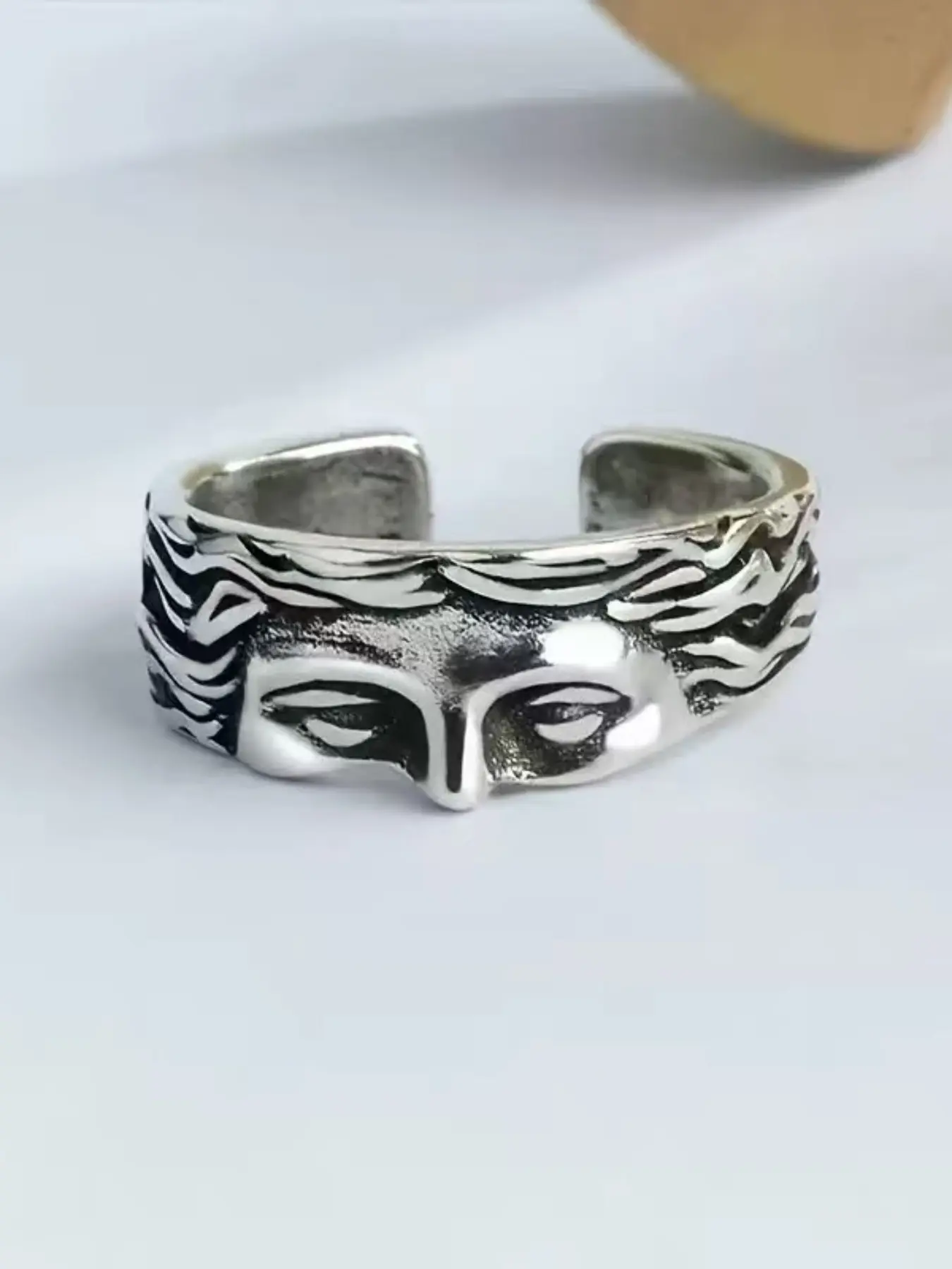 European Gothic Medusa Face Ring, Vintage Antique Silver Wave Pattern, Adjustable Open Finger Ring, Unique Jewelry Accessory