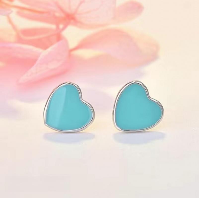 Women's 3-Piece Matching Heart Jewelry Set - Fashionable Trendy Costume Jewelry (Necklace, Bracelet, Earrings) for Valentine's Day Gifts, Fashionable Jewelry Set