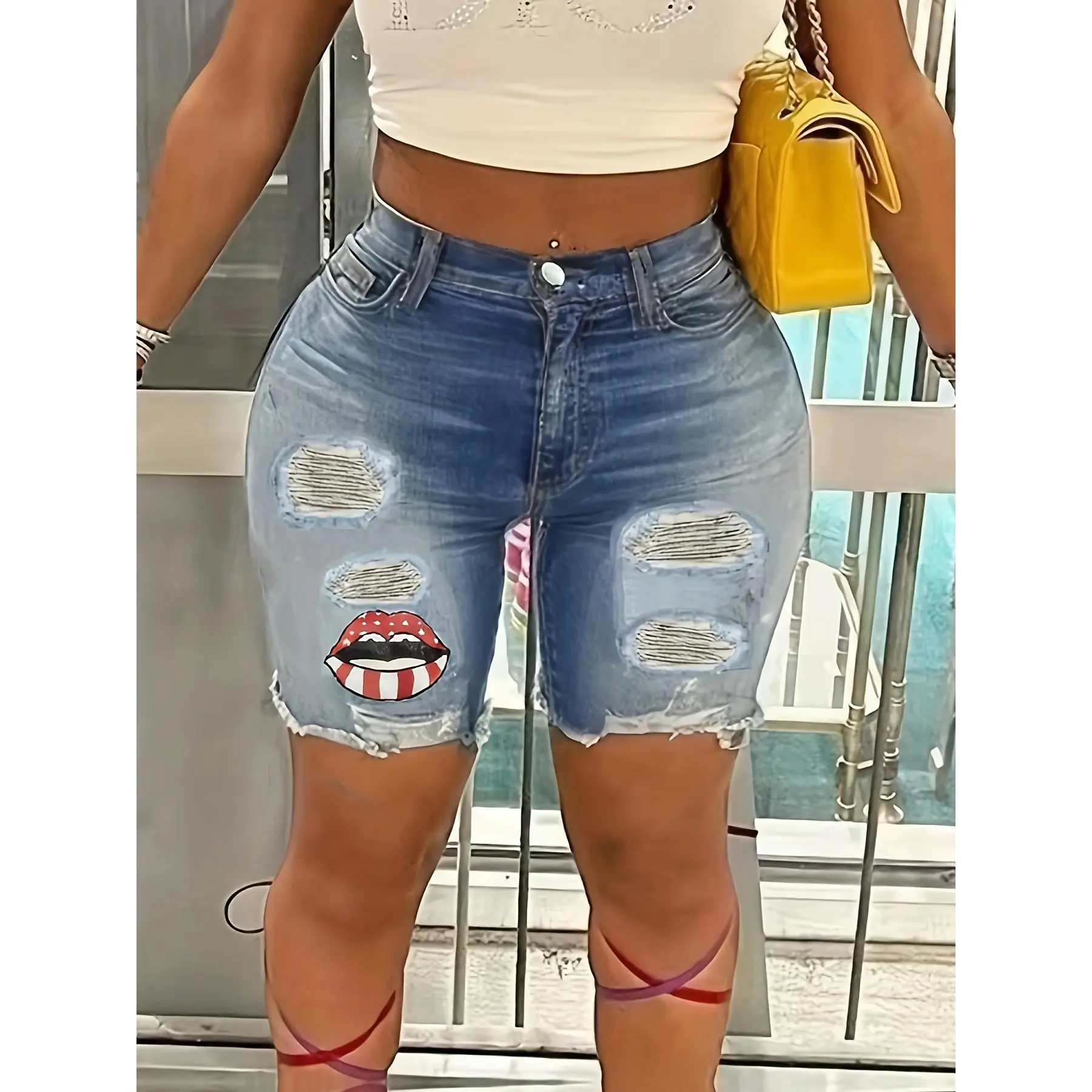 26AW Women'S Elastic Retro Versatile Casual Elegant Mid-Chest Pocket Machine Washable Durable Multi-functional Tight Stretch White Gradient Hole Fringe Printed Denim Shorts Street Trendy Style