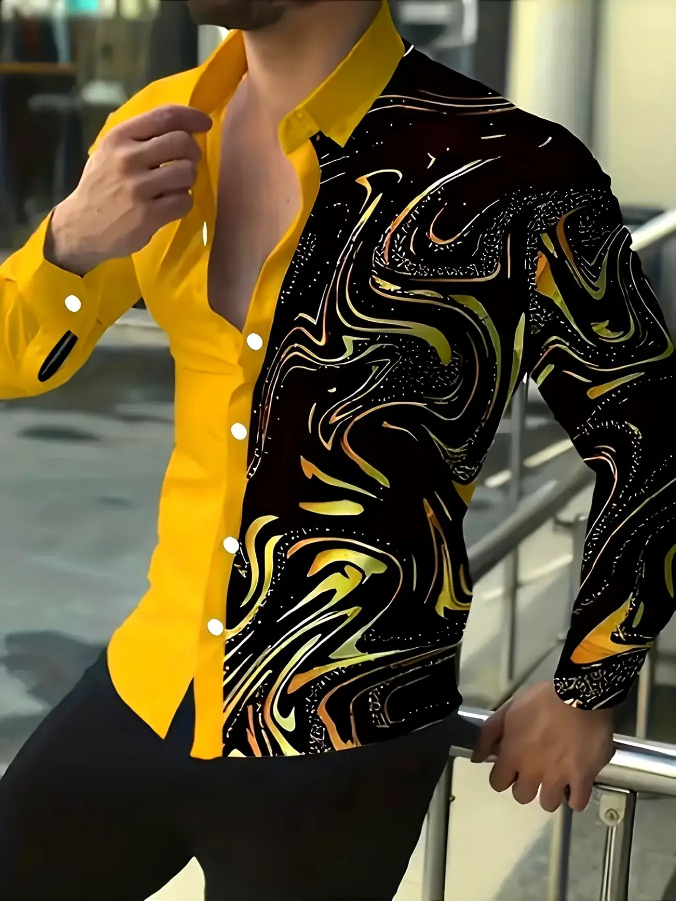 Men's color-blocking gold-foil textured long-sleeve shirt, light luxury, fashionable, trendy with personalized printed casual shirt