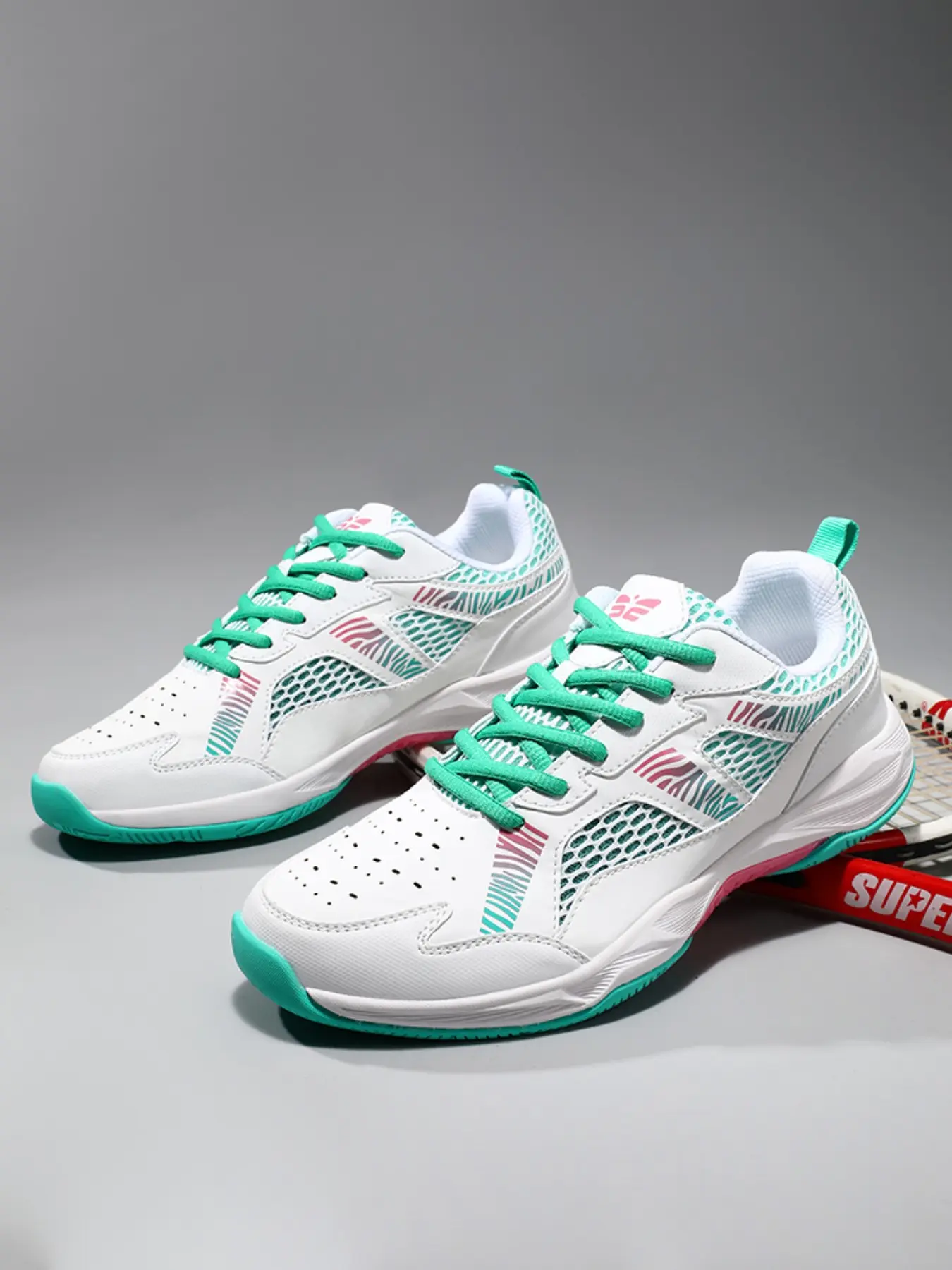 Unisex Volleyball Shoes, Table Tennis and Badminton Shoes, Ideal for Matches, Training, Durable Anti-Slip Breathable Design