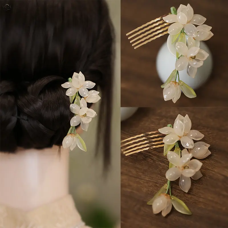 Chinese Vintage Flower Hair Comb, Handmade Magnolia Floral Hairpin, Traditional Hanfu Hair Accessories, Elegant Tassel Flower Hair Fork, Ancient Style Floral Hair Jewelry for Wedding Photoshoot